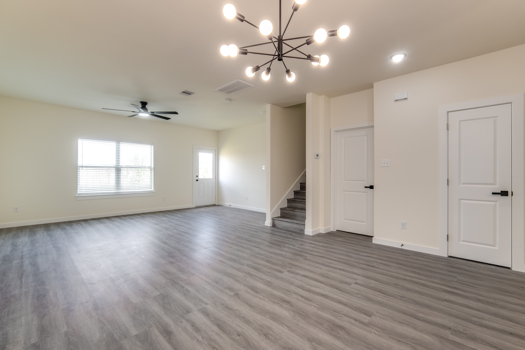 6619 Plum Springs Lane Property Photo 6
