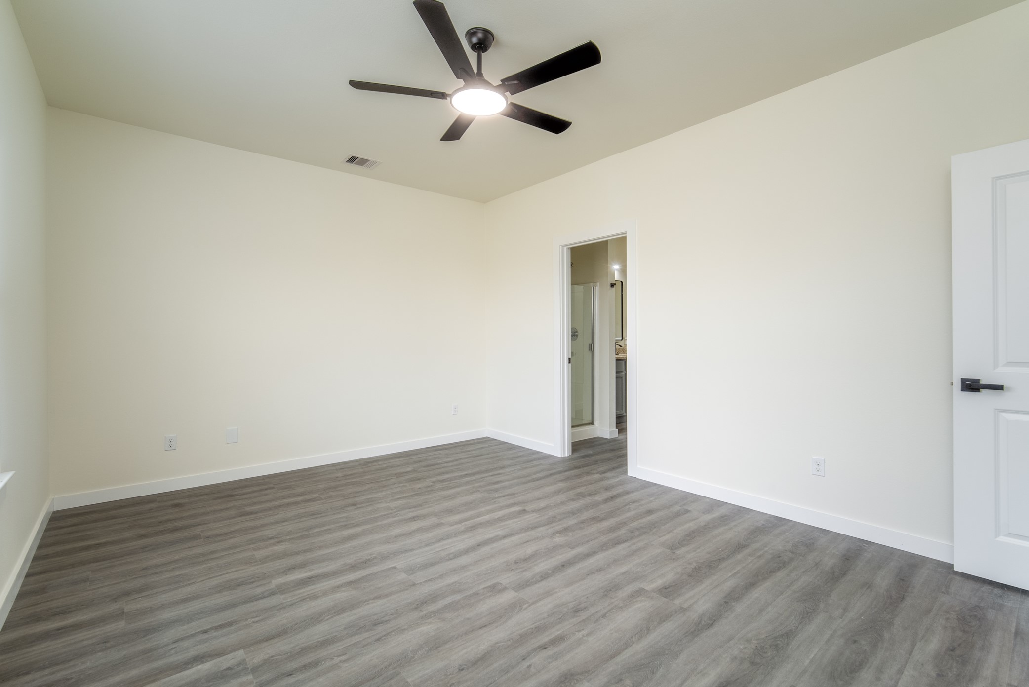 6619 Plum Springs Lane Property Photo 14