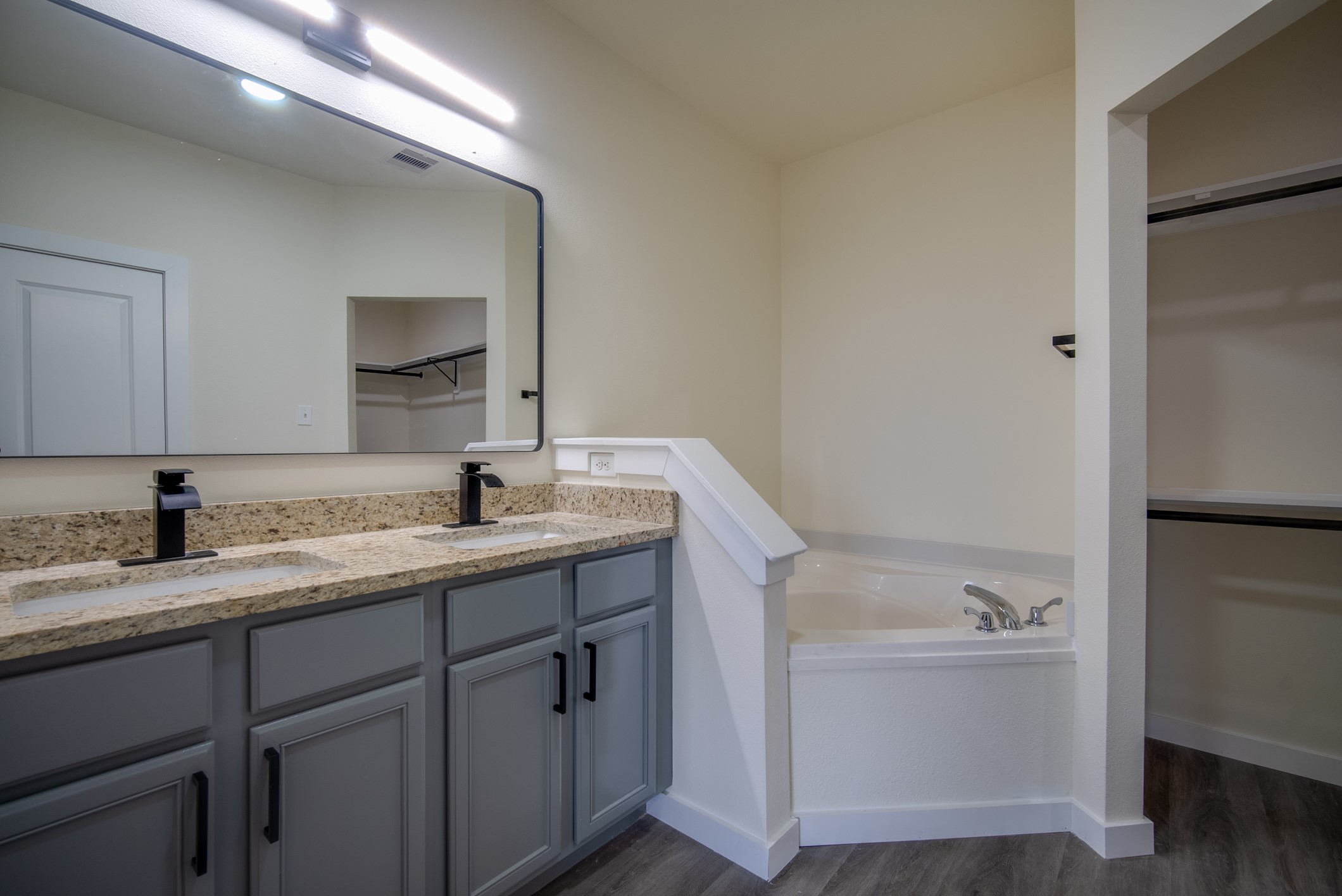 6619 Plum Springs Lane Property Photo 16