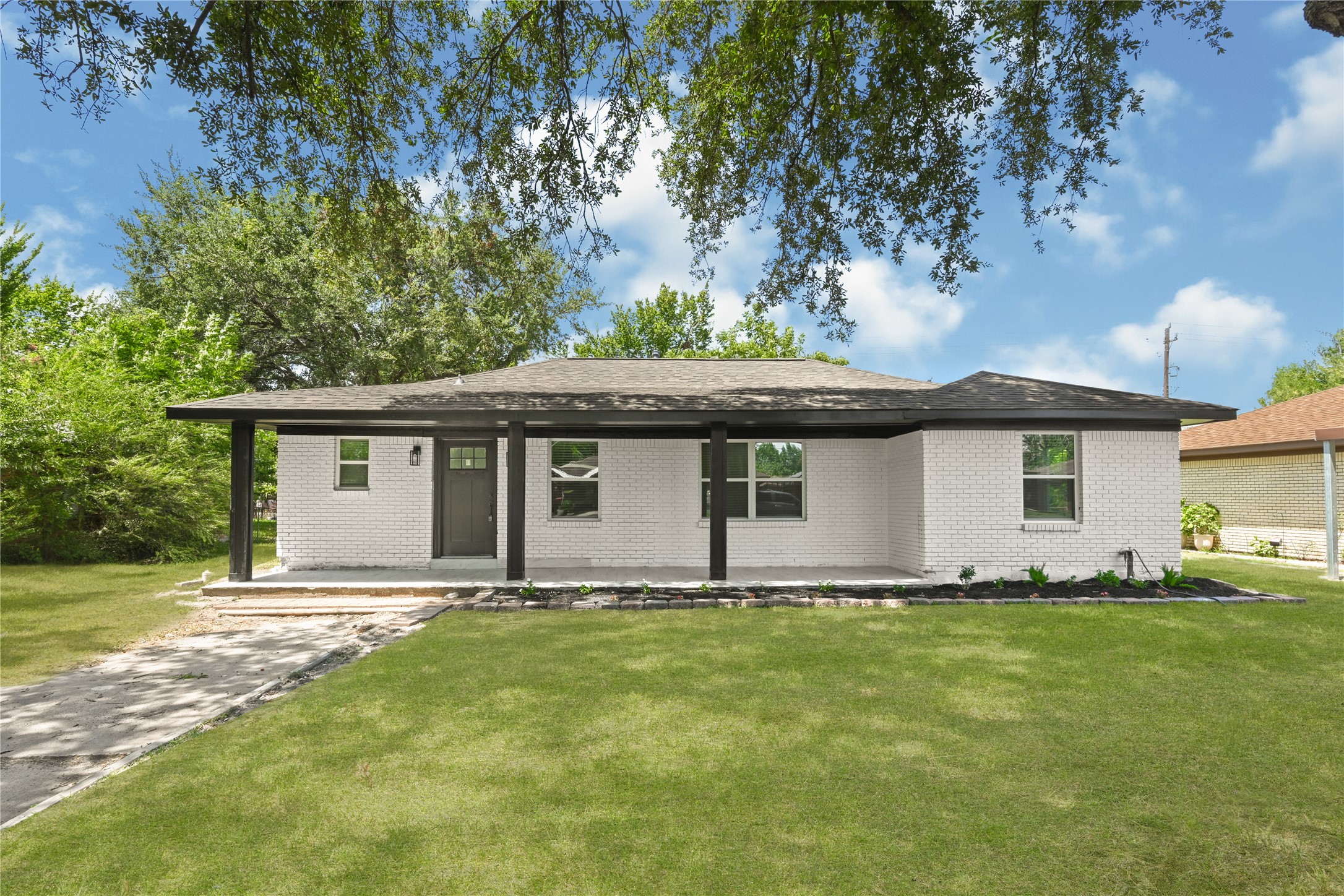 108 Chandler Drive Property Photo 1