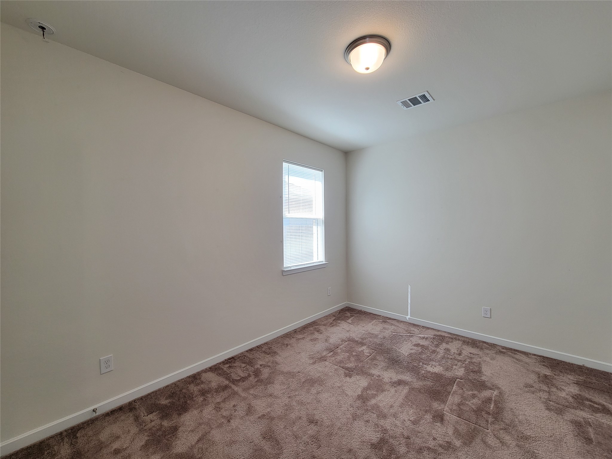 18618 Greenwood Meadow Property Photo 8