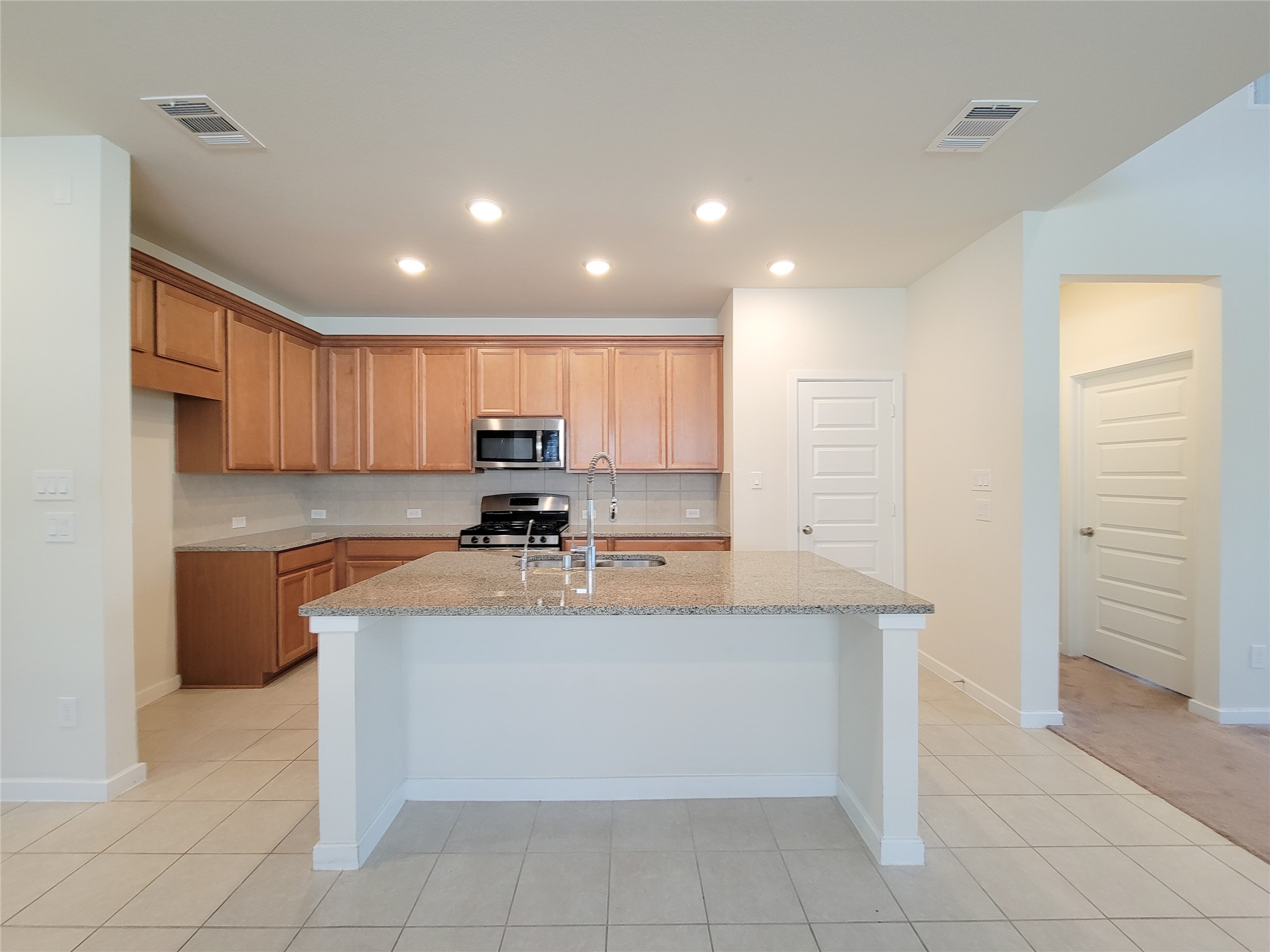 18618 Greenwood Meadow Property Photo 13