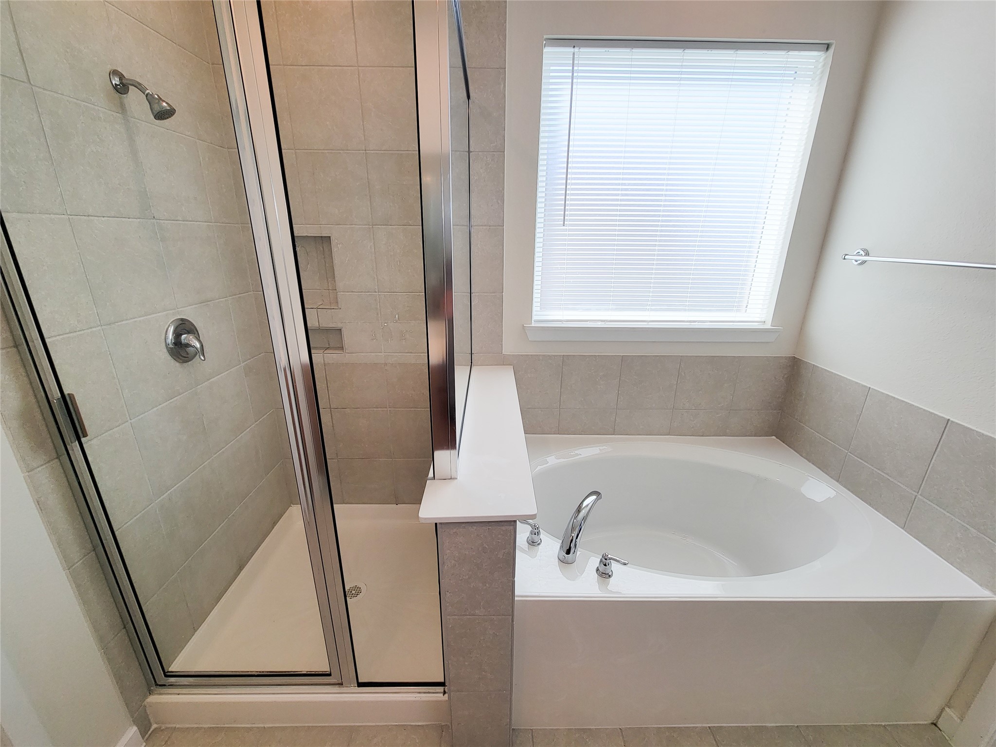 18618 Greenwood Meadow Property Photo 32