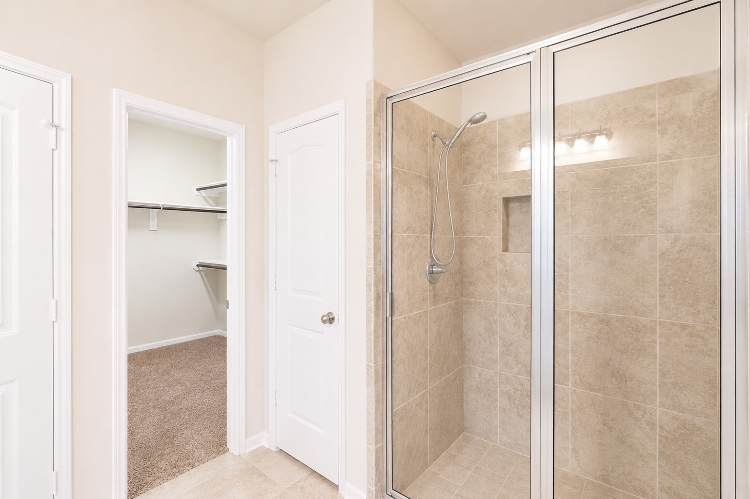 3801 Happy Hollow Drive Property Photo 10