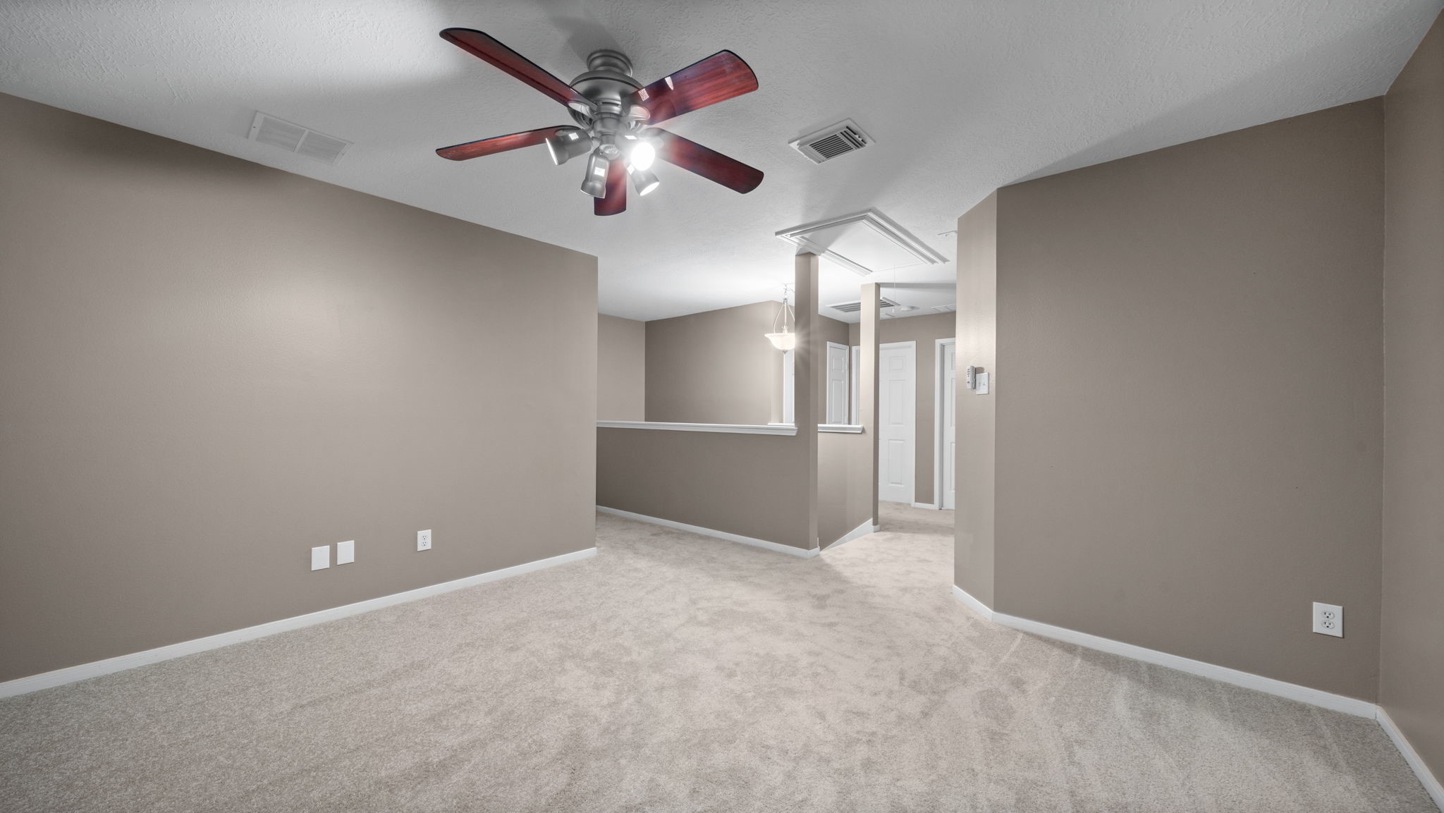 8802 Ancient Willow Drive Property Photo 18