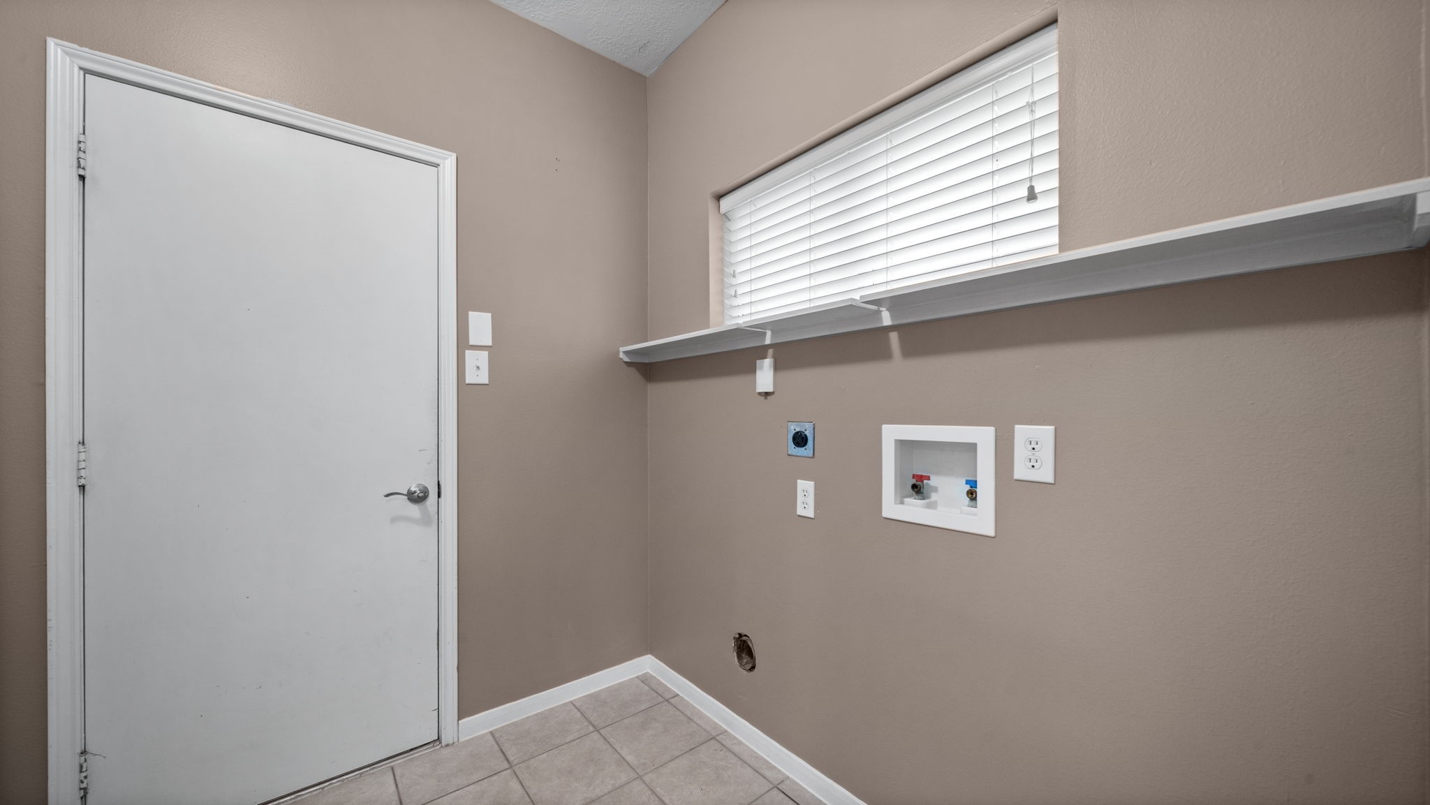 8802 Ancient Willow Drive Property Photo 23