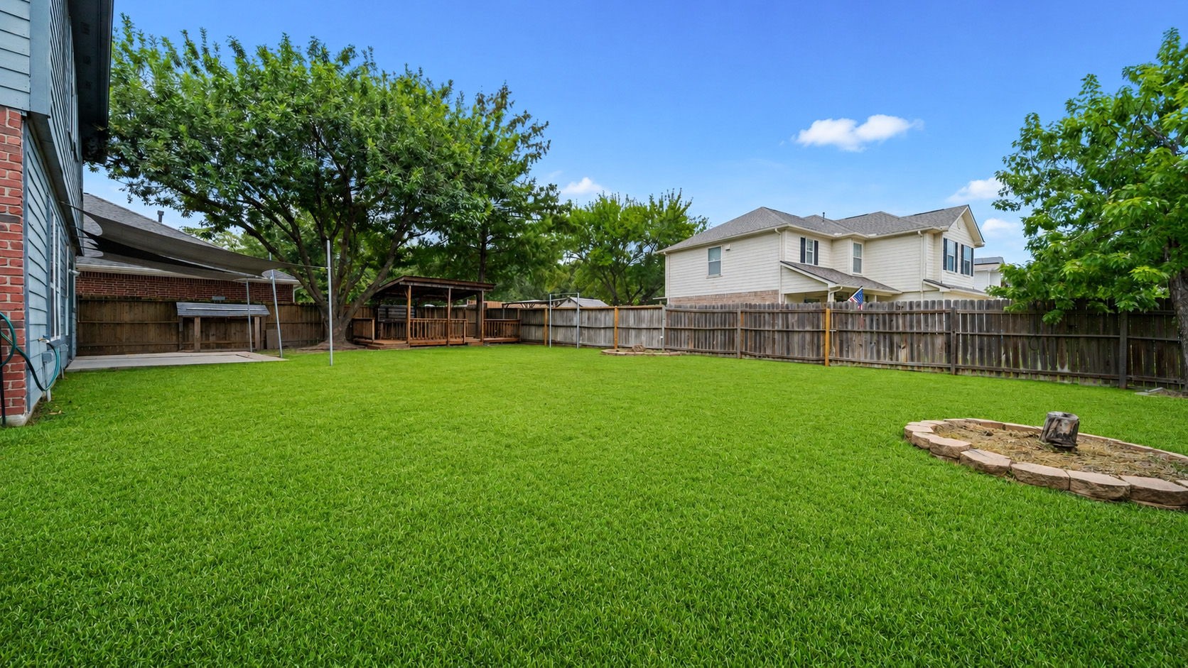 8802 Ancient Willow Drive Property Photo 25