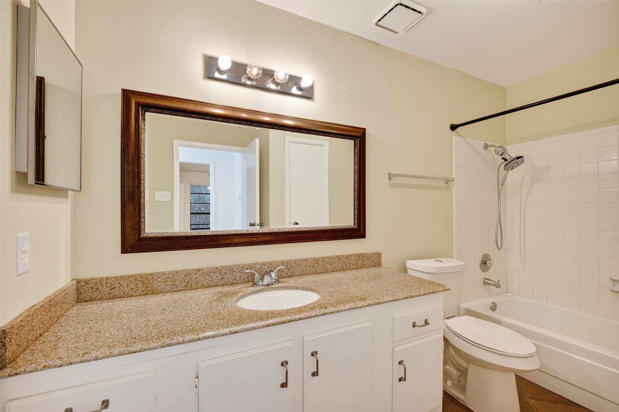 8801 Hammerly Blvd 1710 Property Photo 16