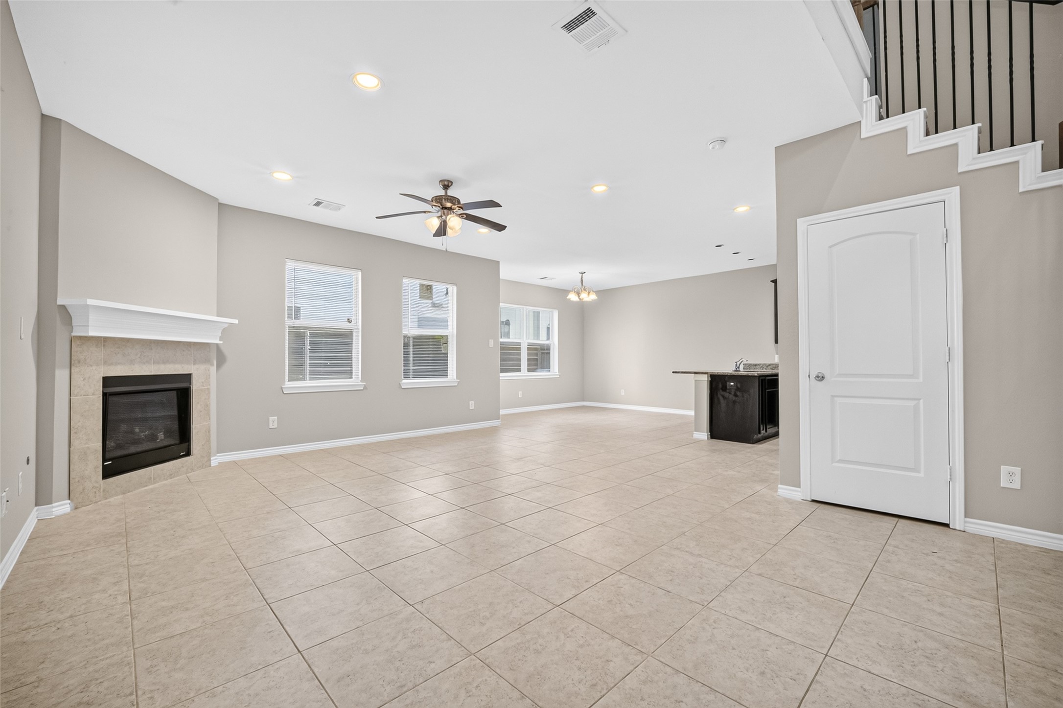 12607 Ashford Shore Drive Property Photo 8