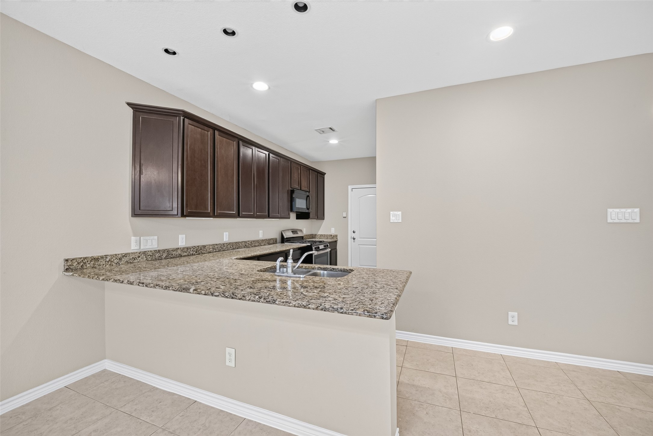 12607 Ashford Shore Drive Property Photo 14