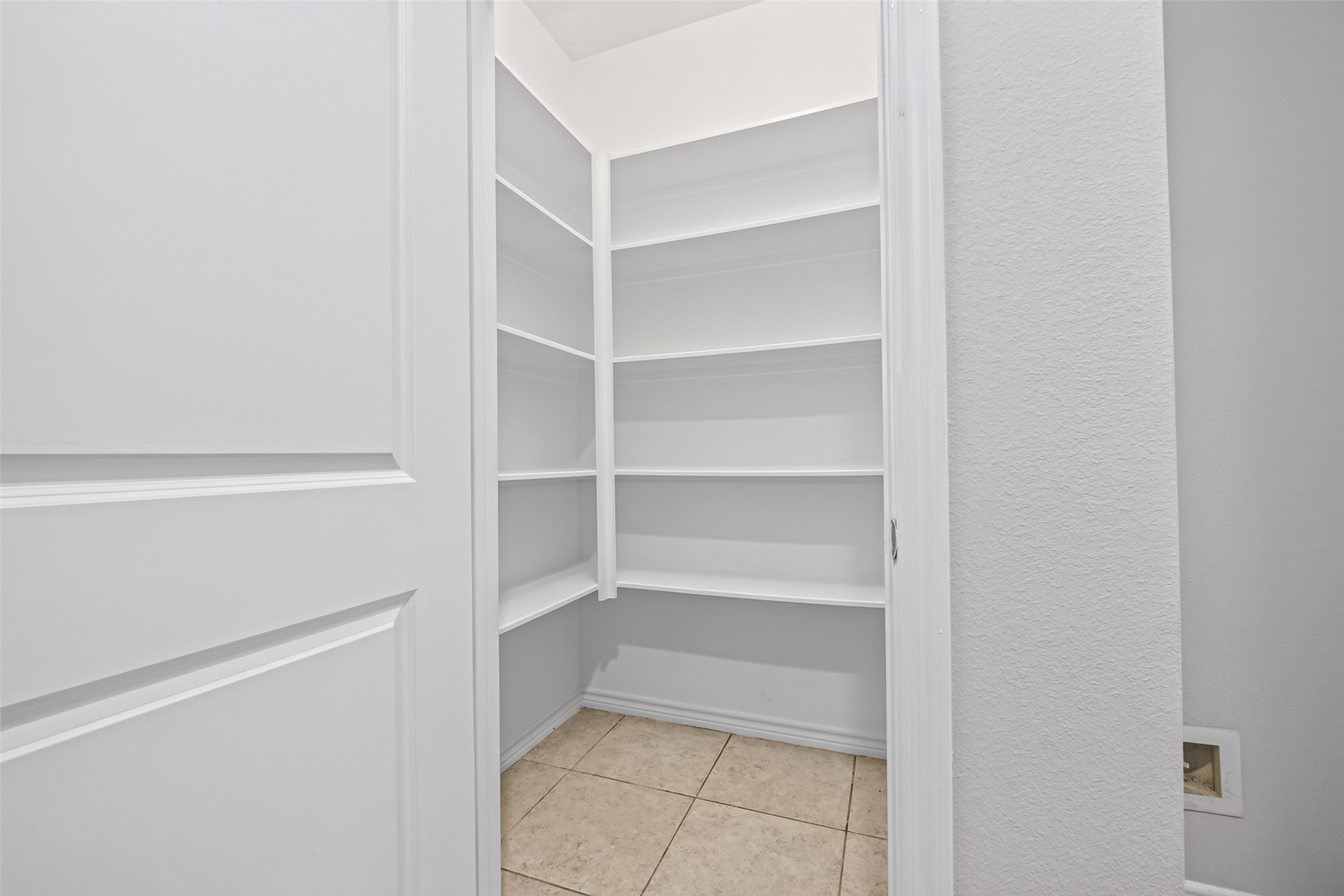 12607 Ashford Shore Drive Property Photo 22
