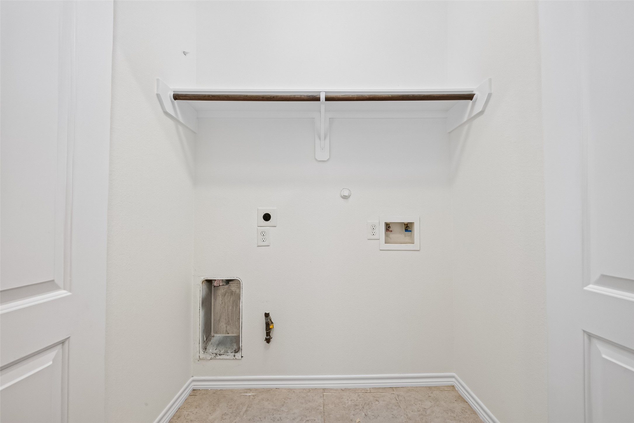 12607 Ashford Shore Drive Property Photo 24