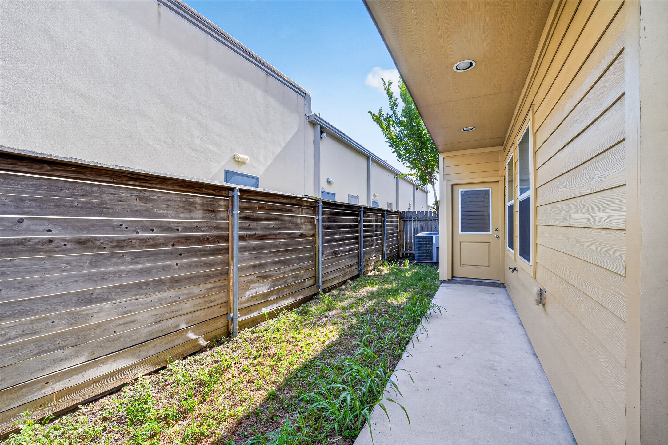 12607 Ashford Shore Drive Property Photo 48