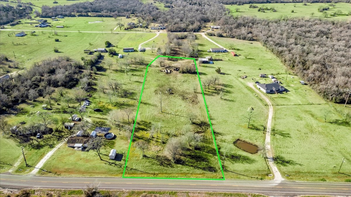 3 Acres Fm 1696 Property Photo