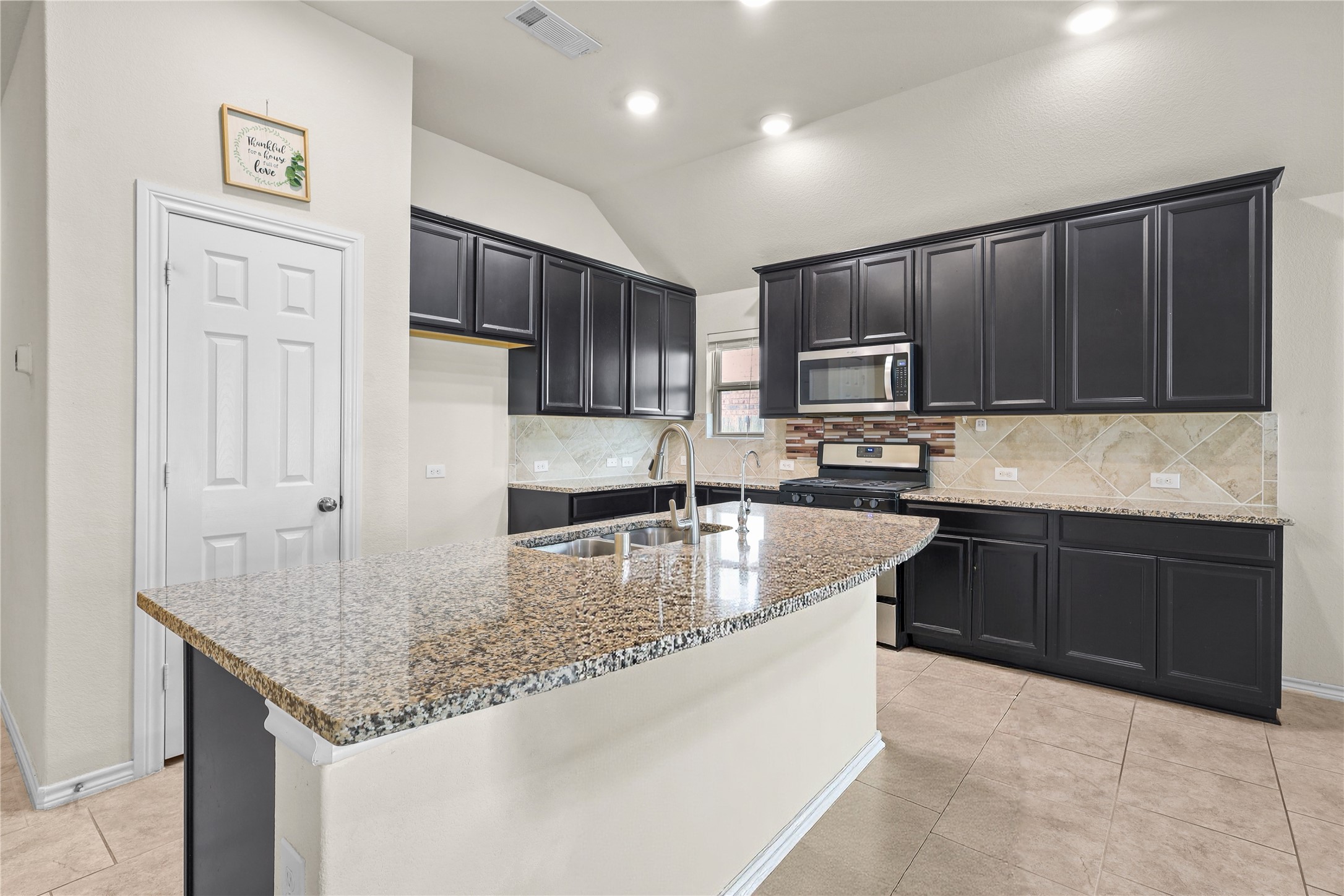 2346 Cherrington Woods Lane Property Photo 4
