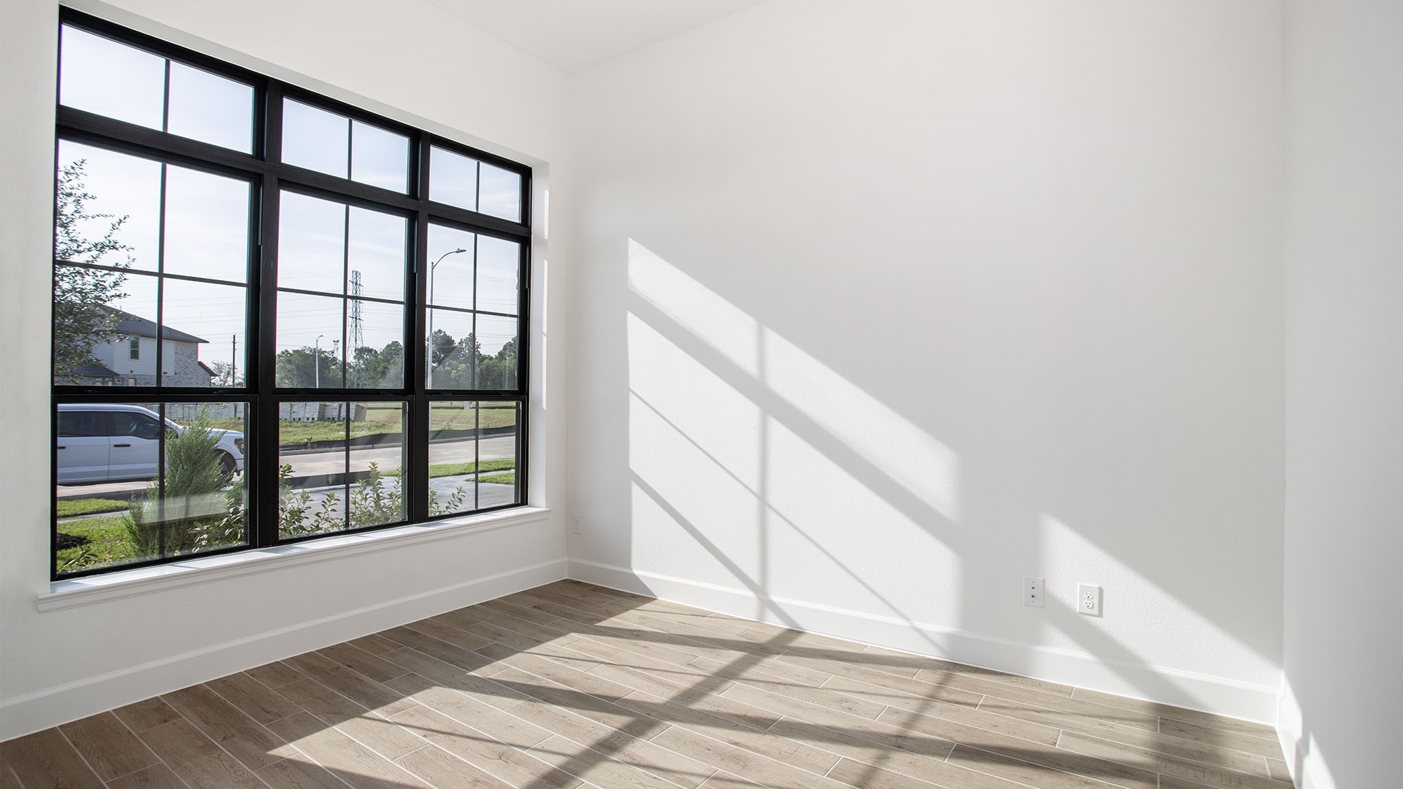 3515 Blue Mistflower Drive Property Photo 3