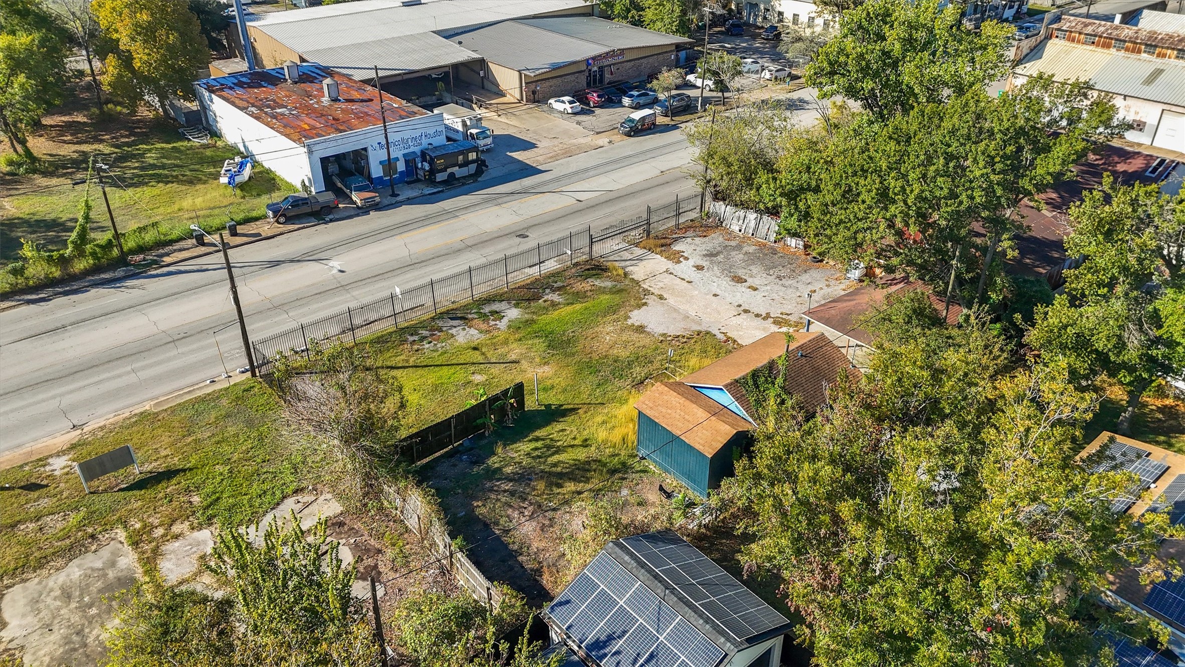 7137 Navigation Boulevard Property Photo 8