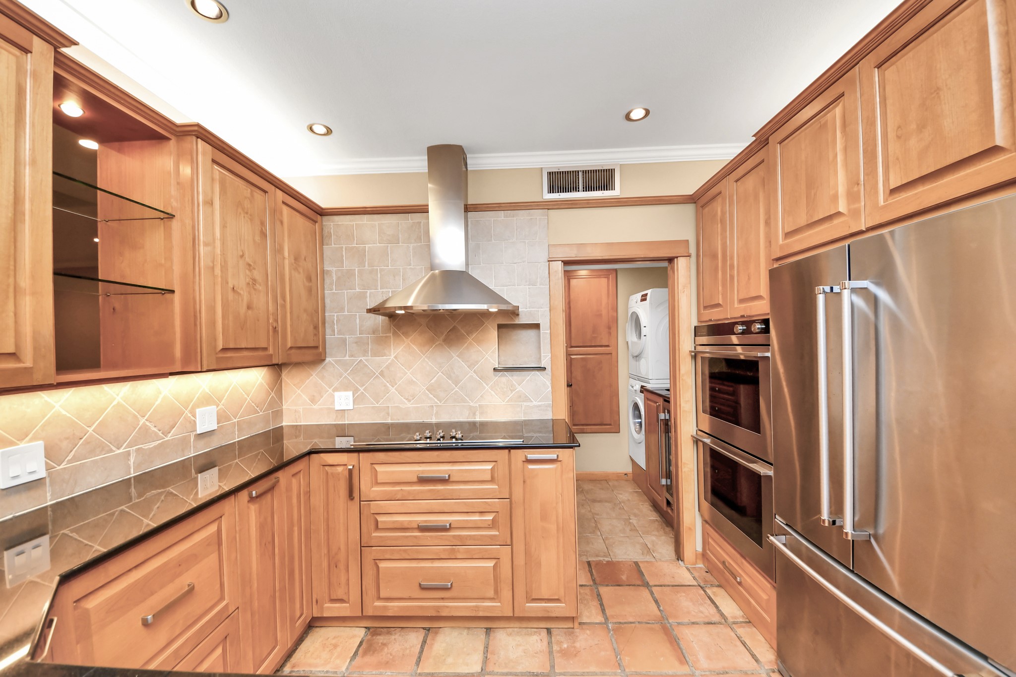 153 Litchfield Lane Property Photo 18