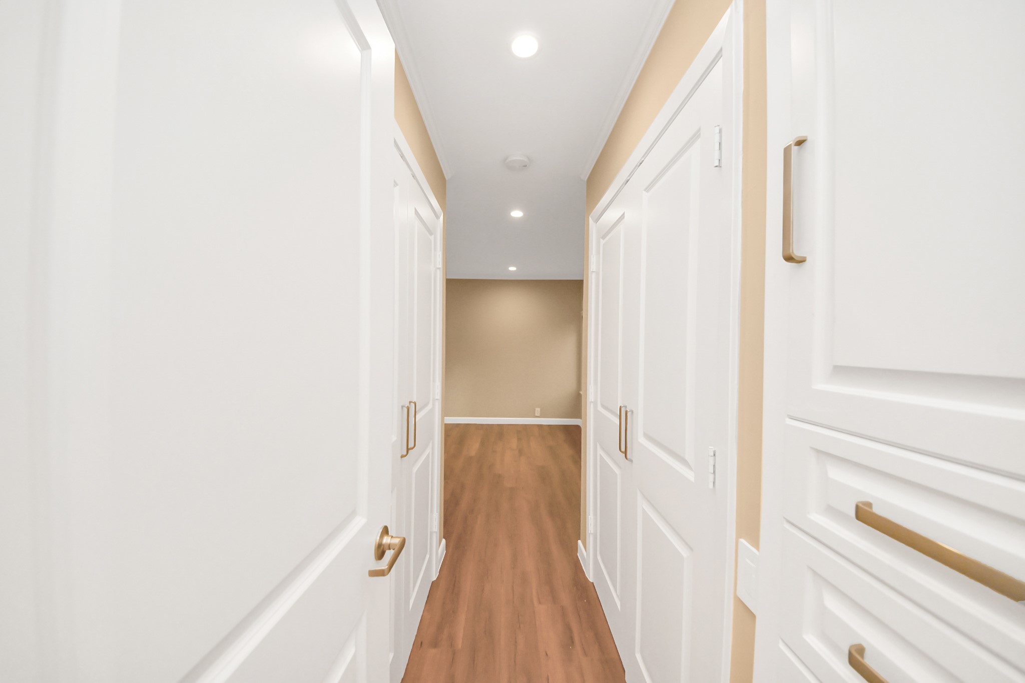 153 Litchfield Lane Property Photo 29