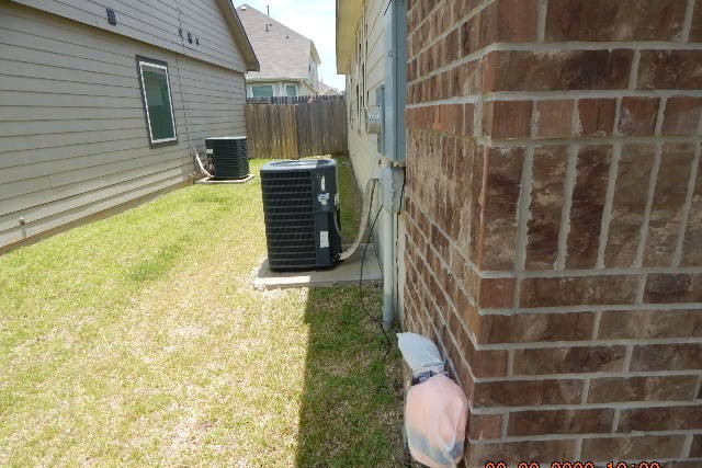 4516 Danielle Gardens Lane Property Photo 4