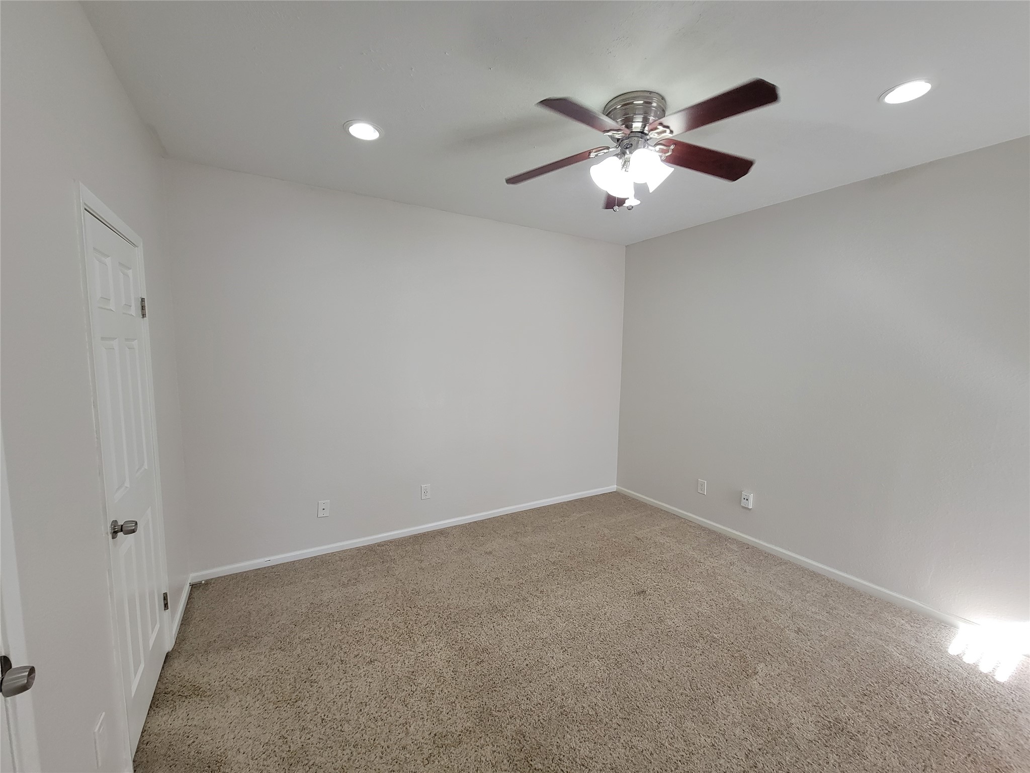 2025 Augusta Drive 303 Property Photo 13