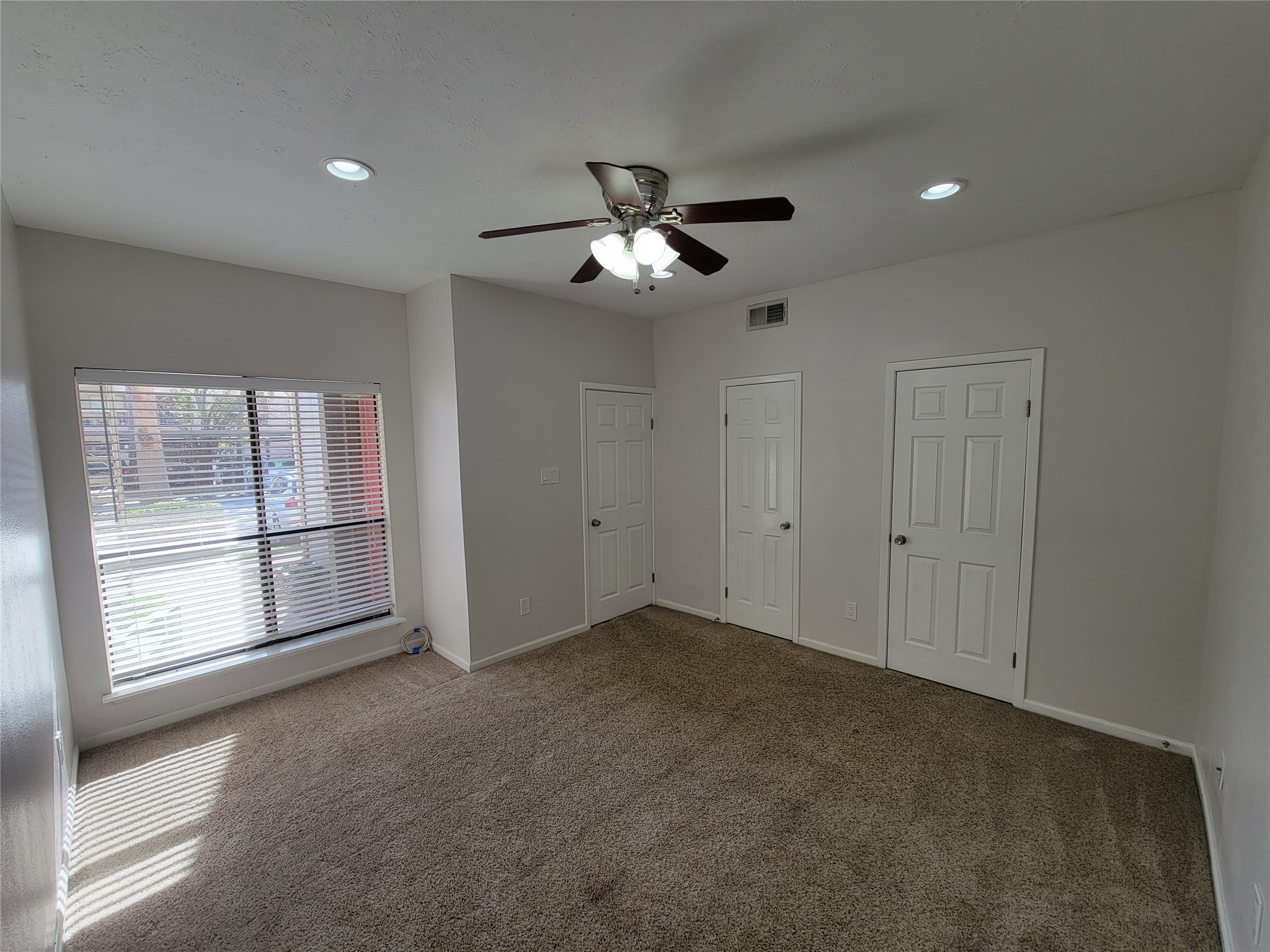 2025 Augusta Drive 303 Property Photo 17