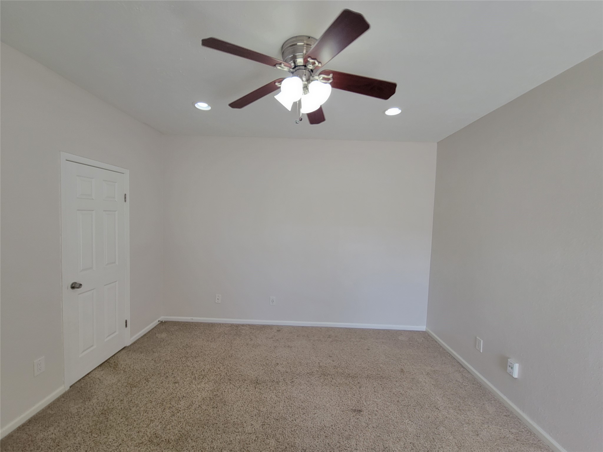 2025 Augusta Drive 303 Property Photo 21