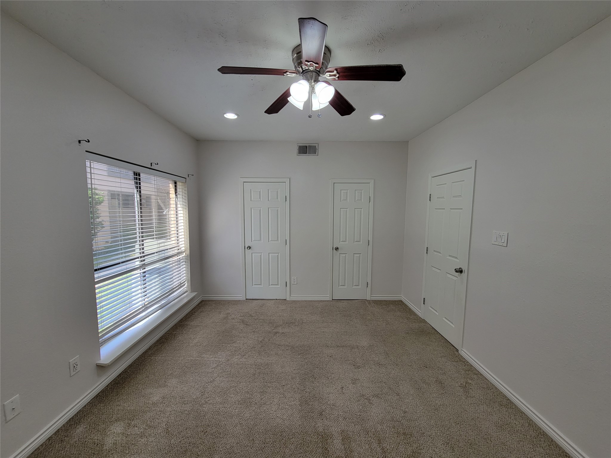2025 Augusta Drive 303 Property Photo 26