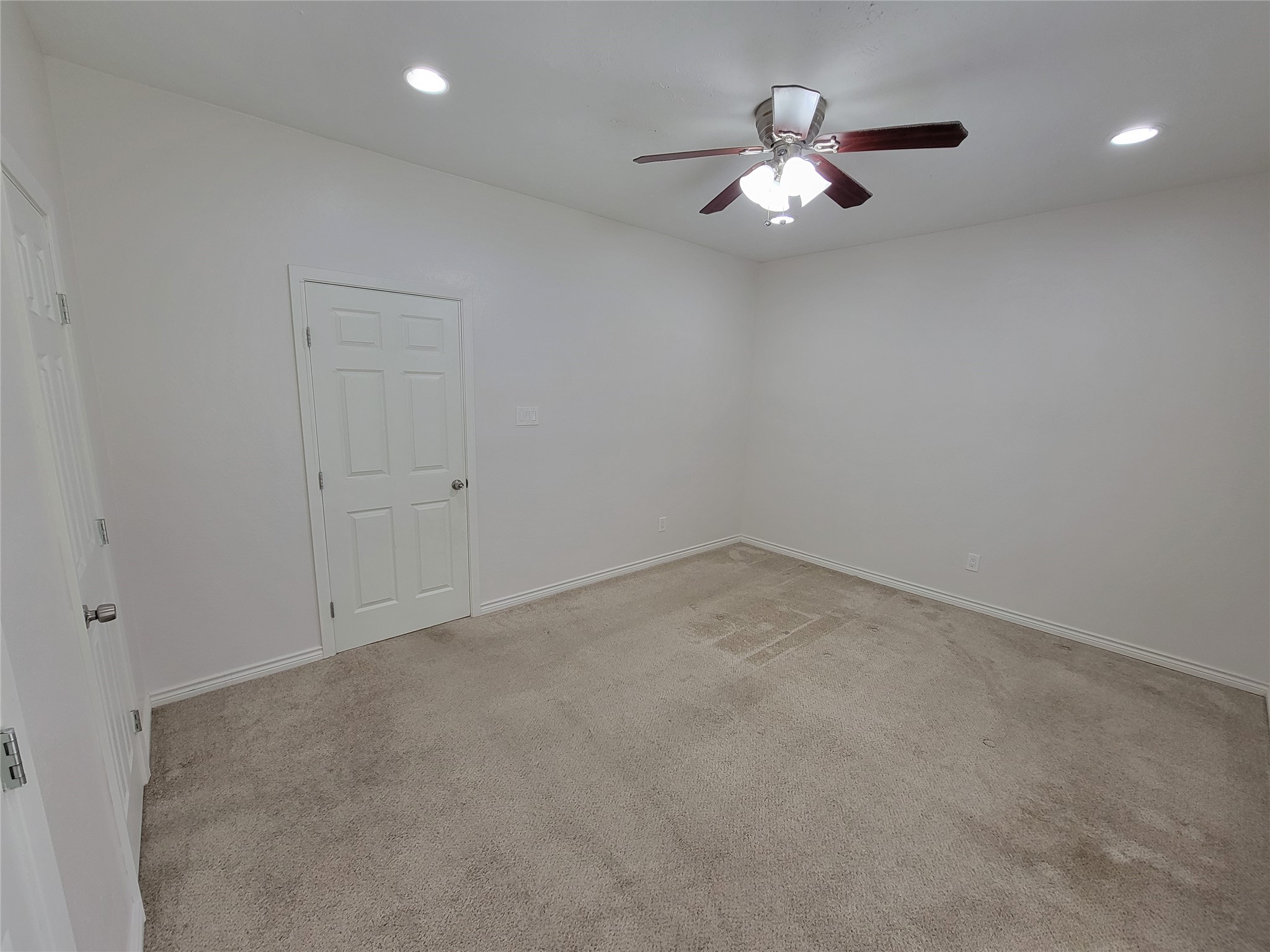 2025 Augusta Drive 303 Property Photo 29