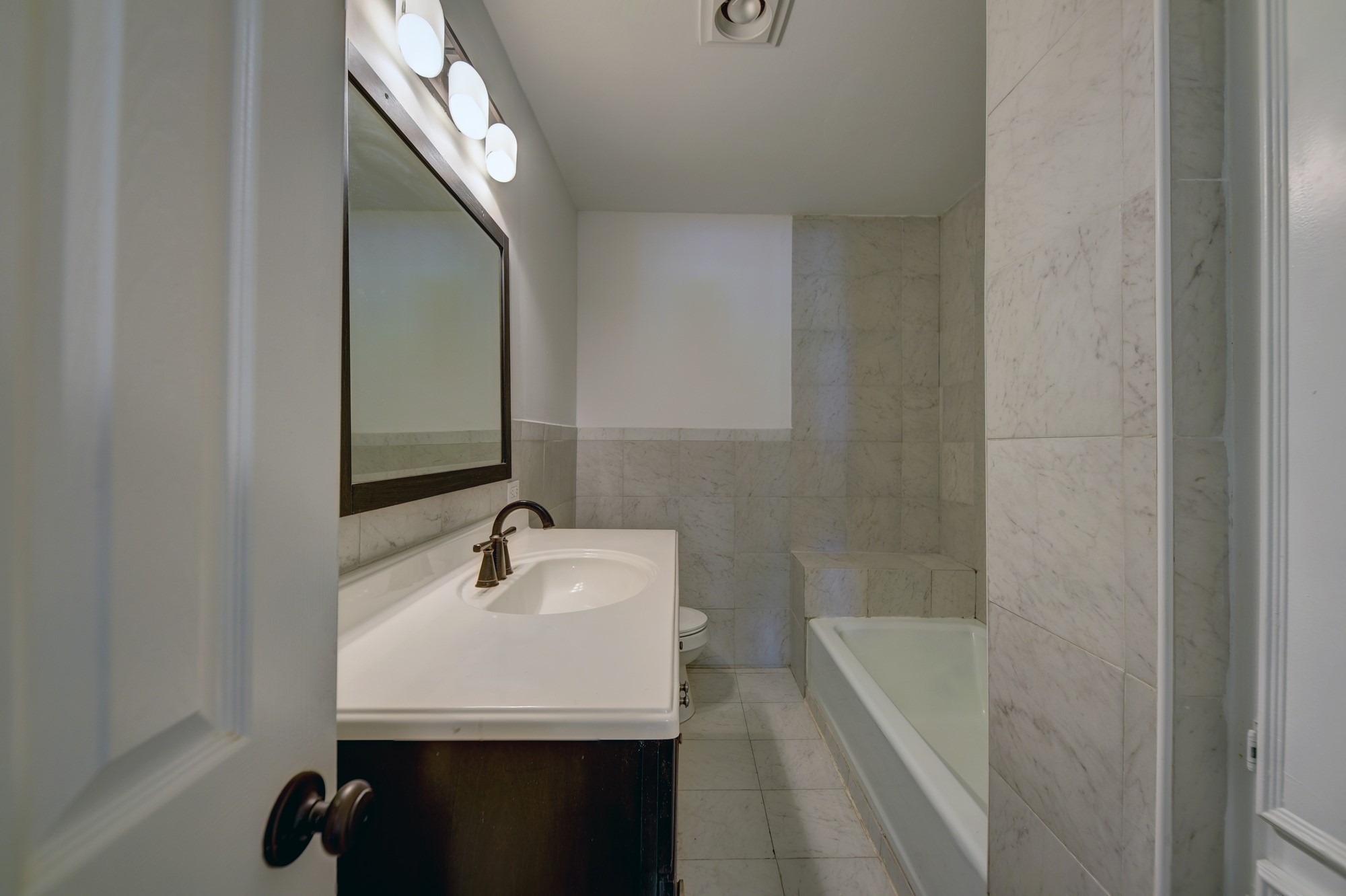 415 Silliman Street Property Photo 18