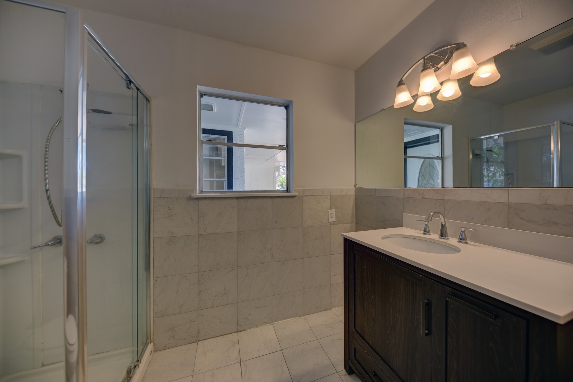 415 Silliman Street Property Photo 29