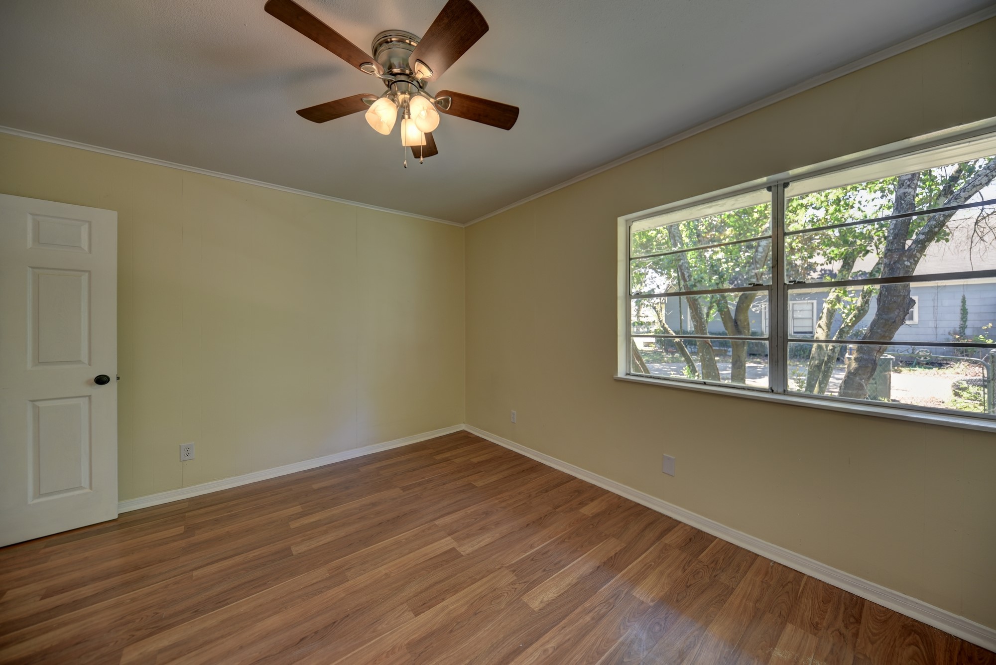 415 Silliman Street Property Photo 35
