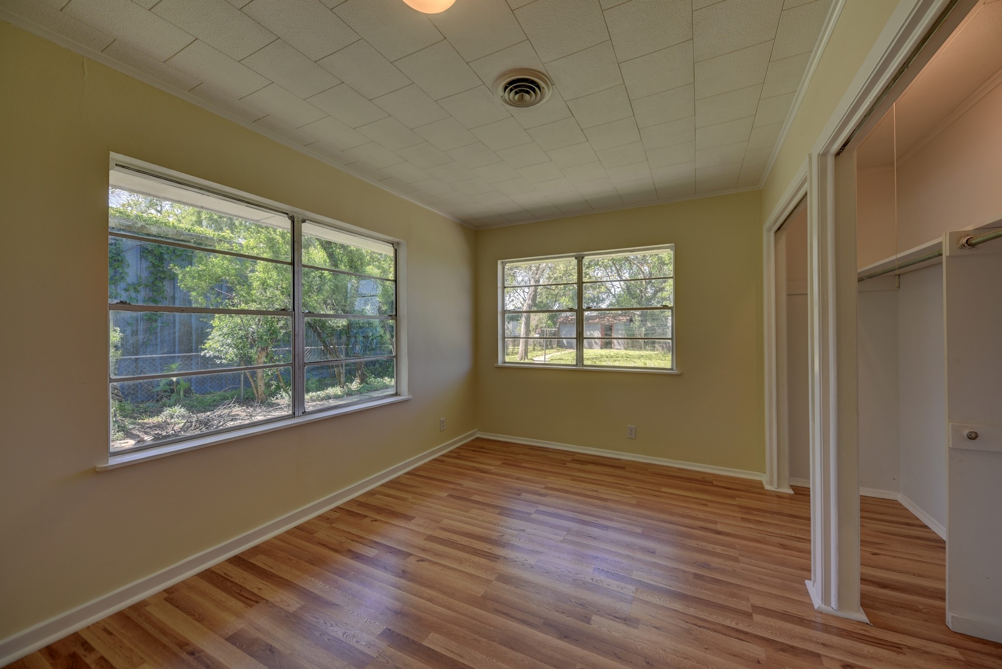 415 Silliman Street Property Photo 37