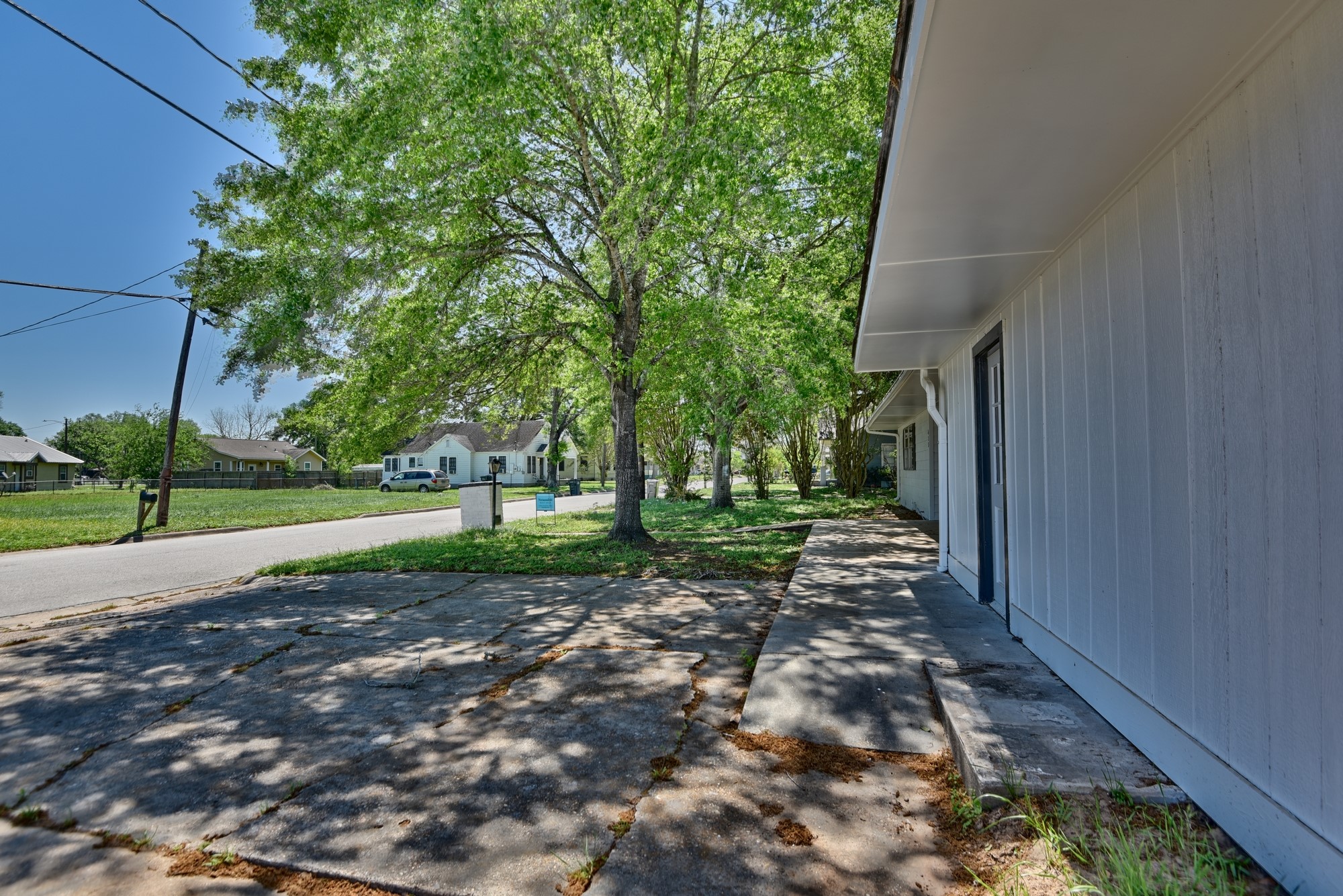 415 Silliman Street Property Photo 38