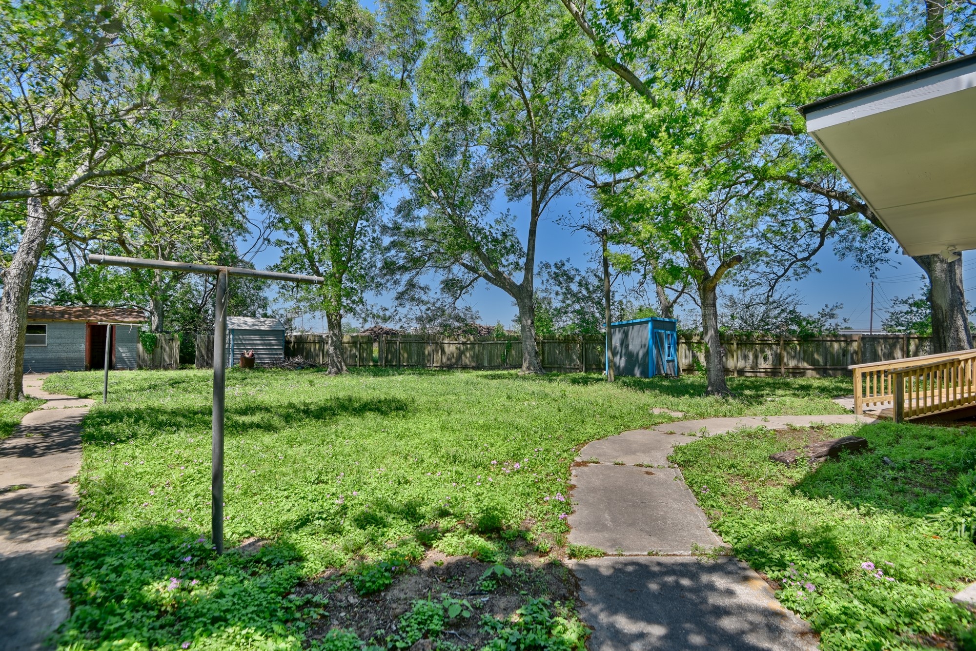 415 Silliman Street Property Photo 39