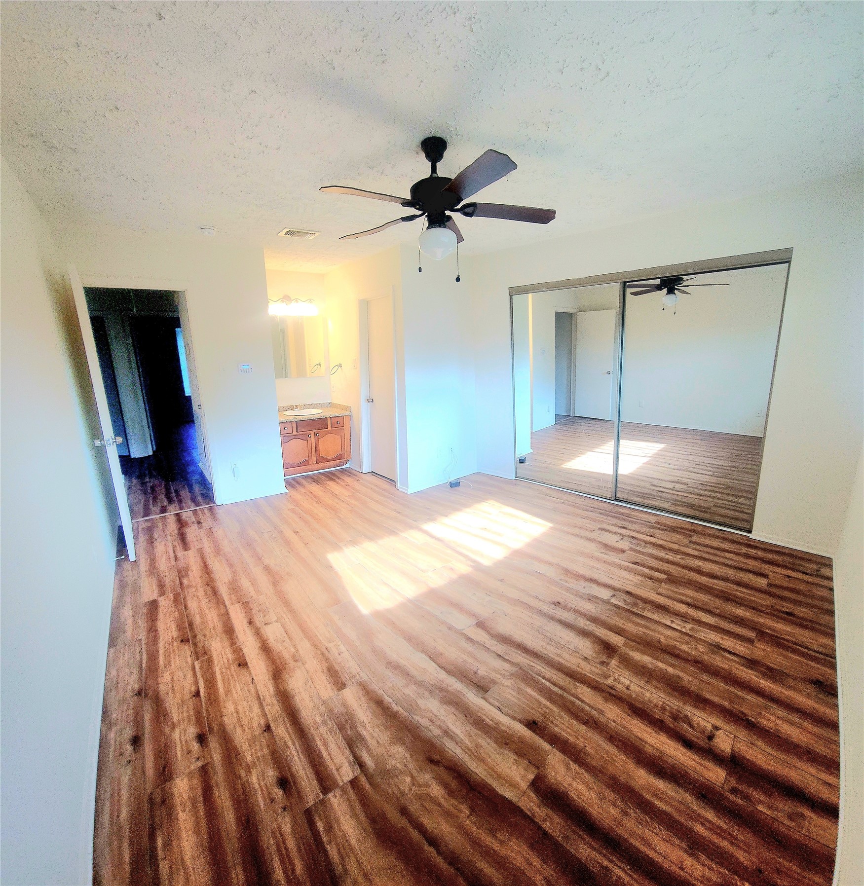 7211 Skylight Lane Property Photo 12