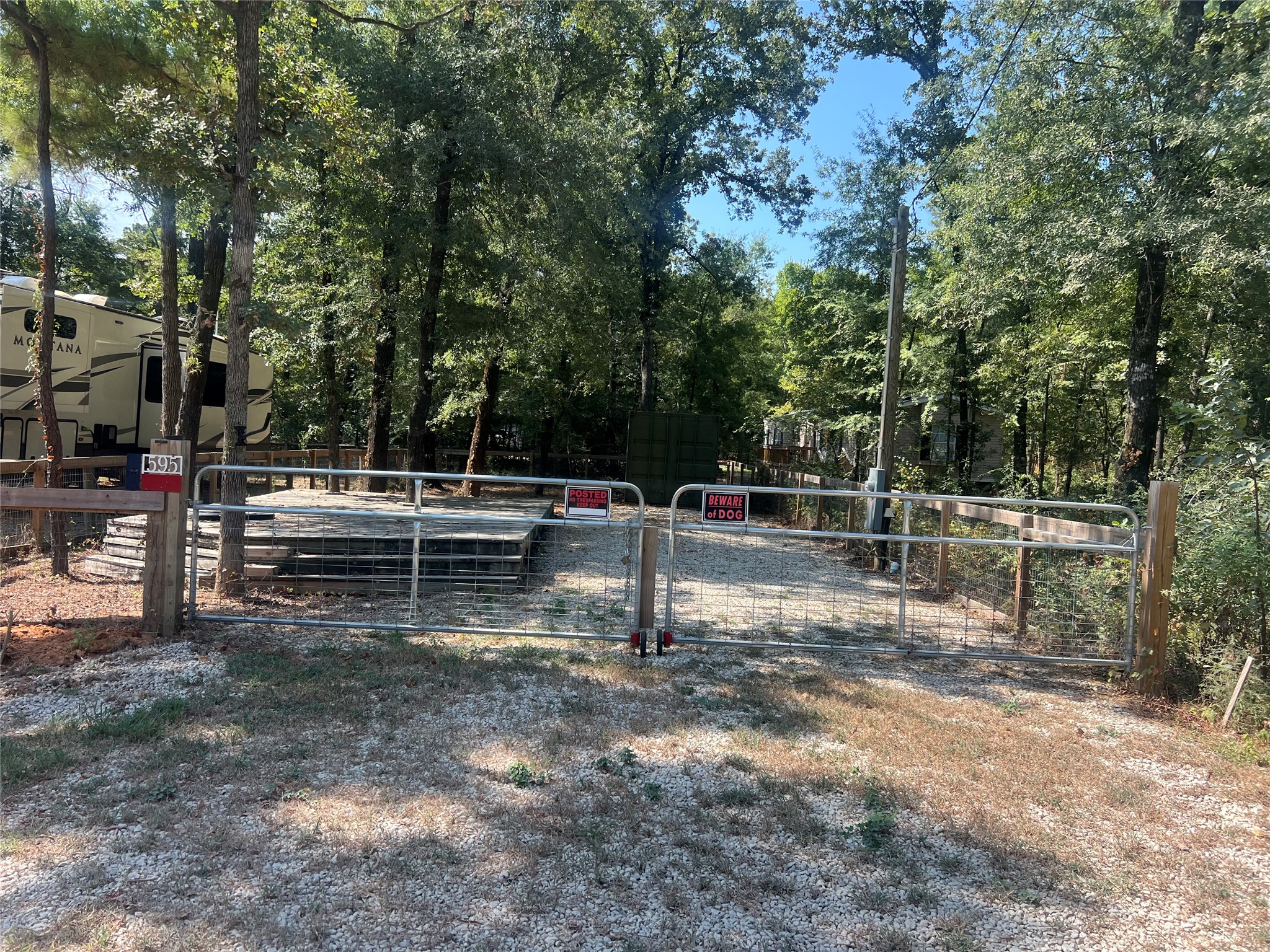 595 Alta Vista Drive Property Photo 3