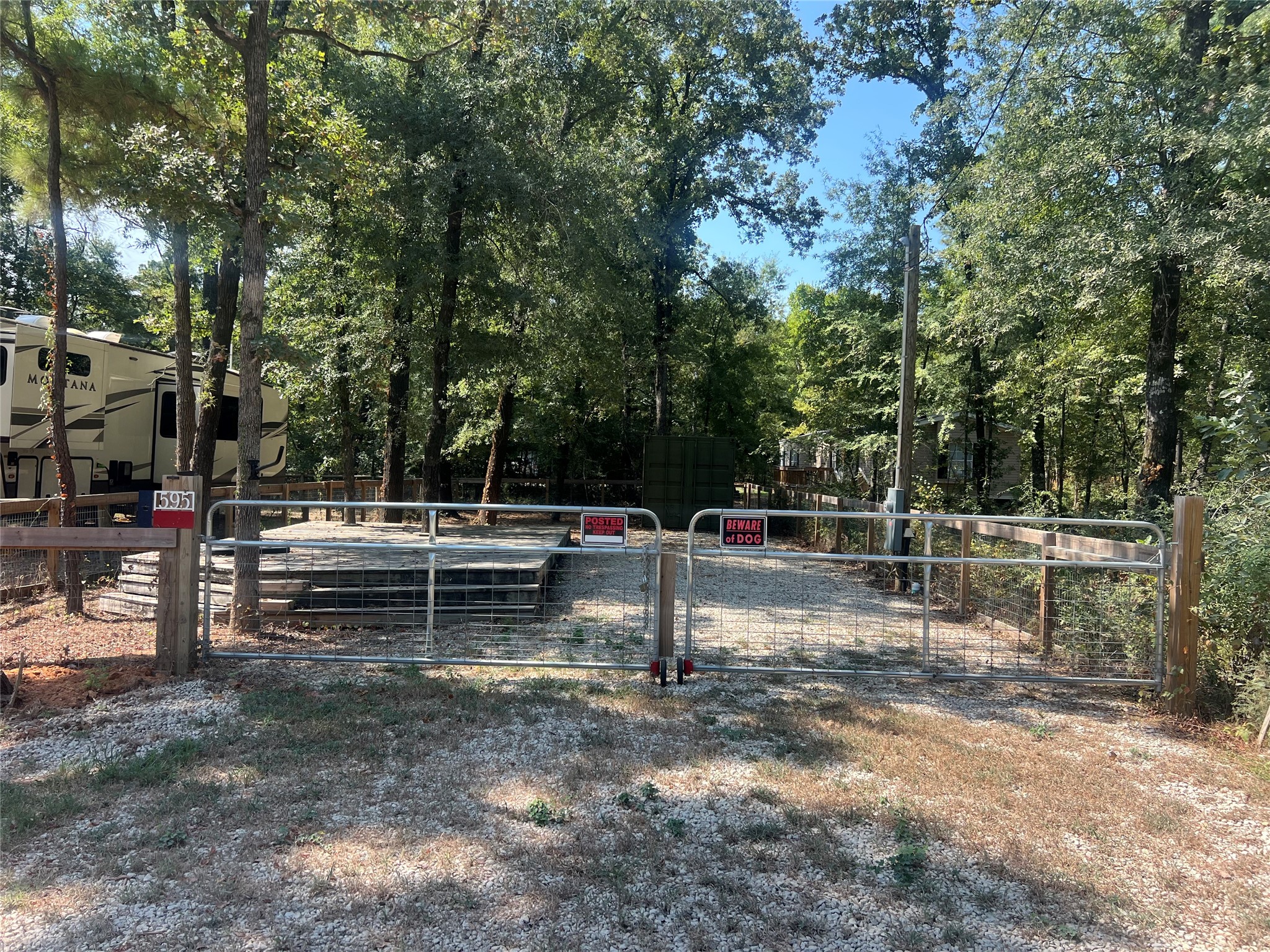 595 Alta Vista Drive Property Photo 4