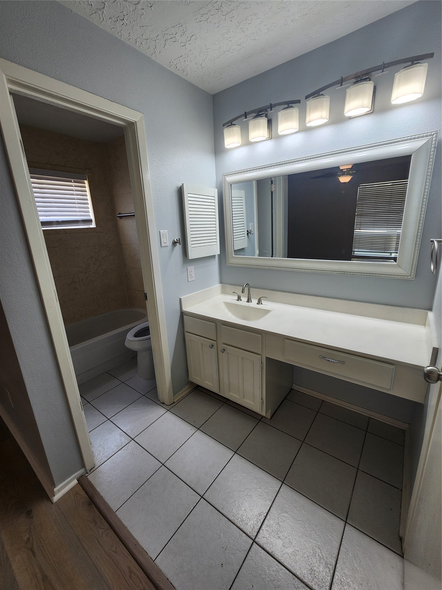 4515 Aspen Brook Lane Property Photo 11