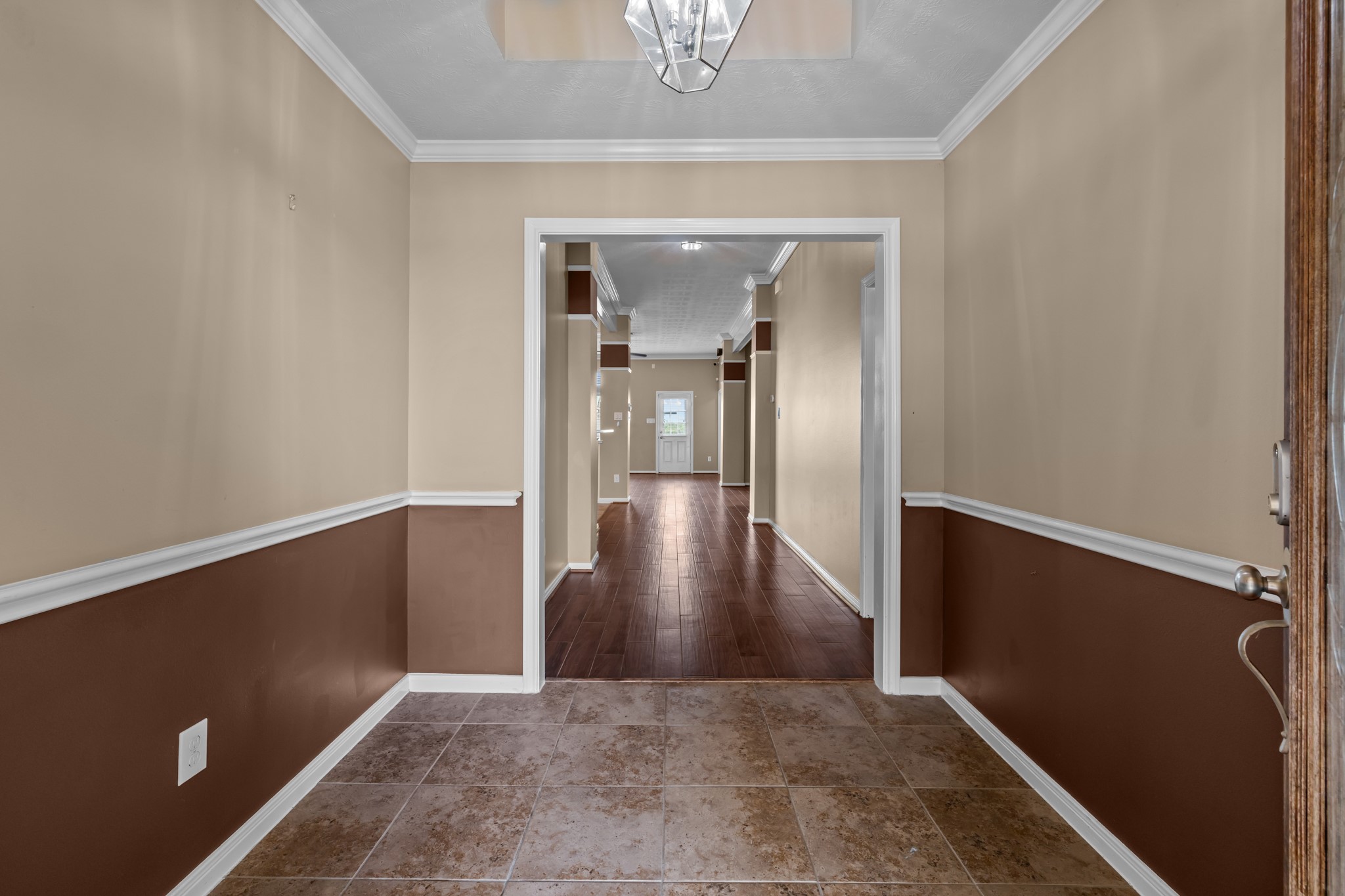 28027 Trade Wind Court Property Photo 4