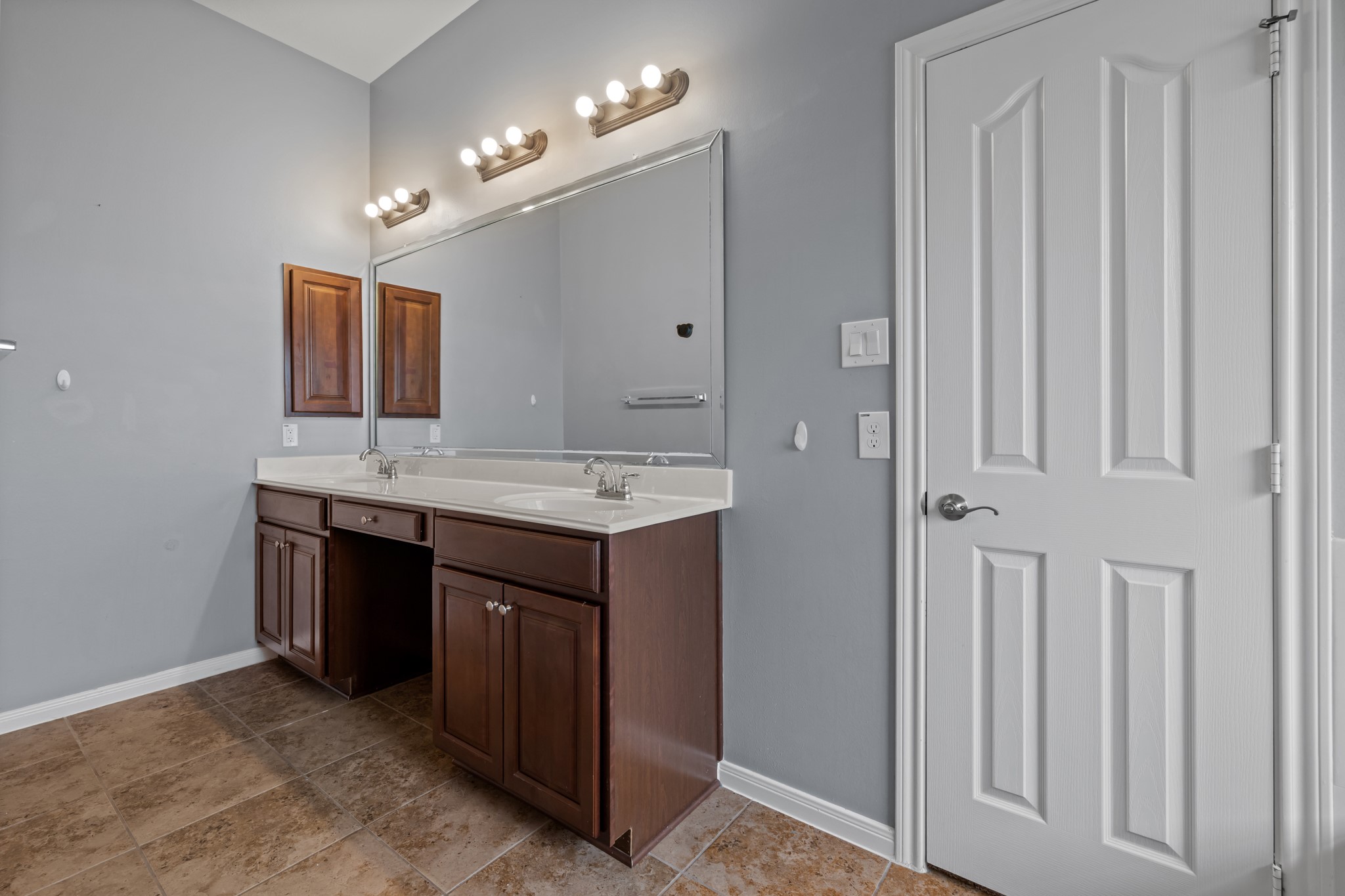 28027 Trade Wind Court Property Photo 17