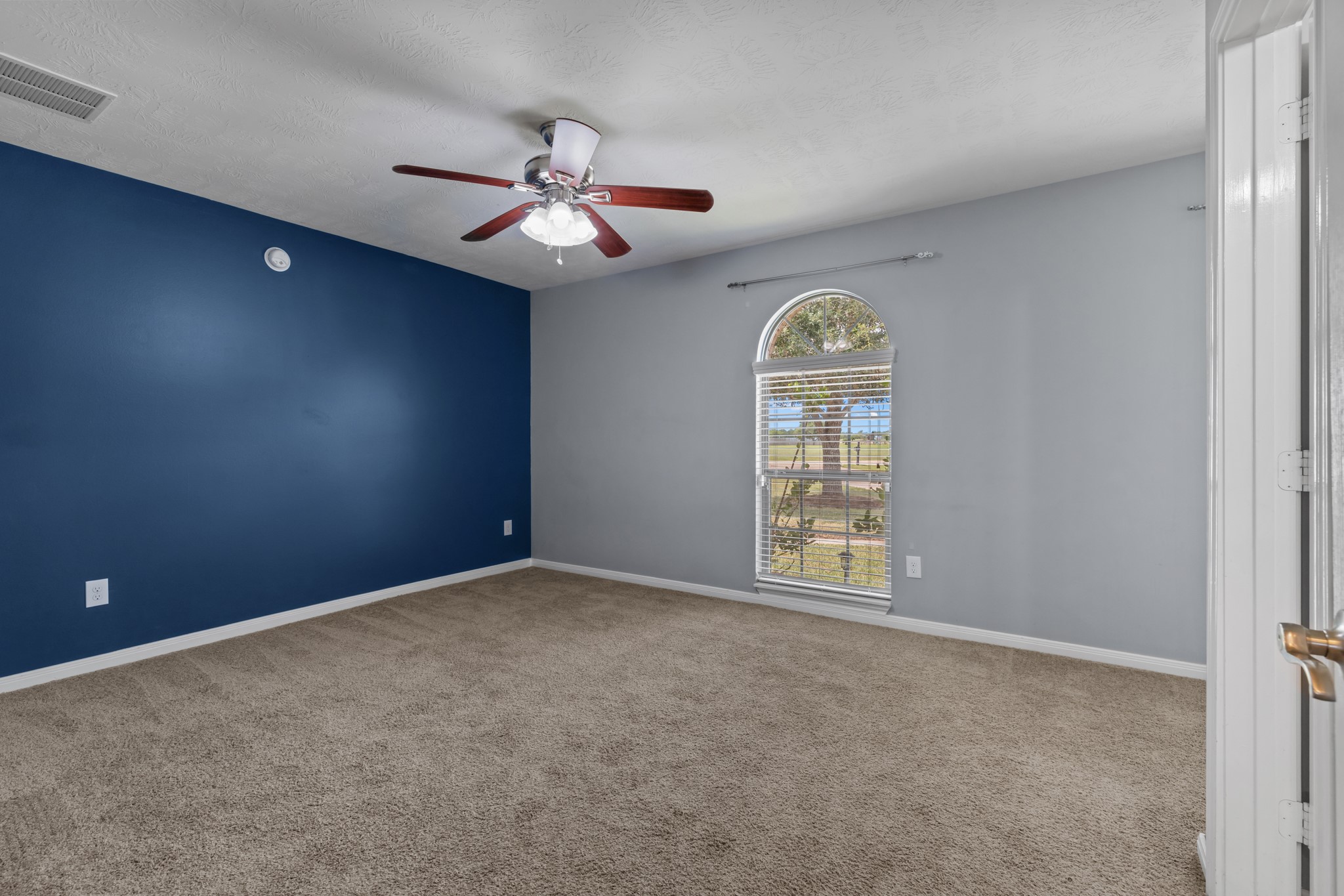 28027 Trade Wind Court Property Photo 19