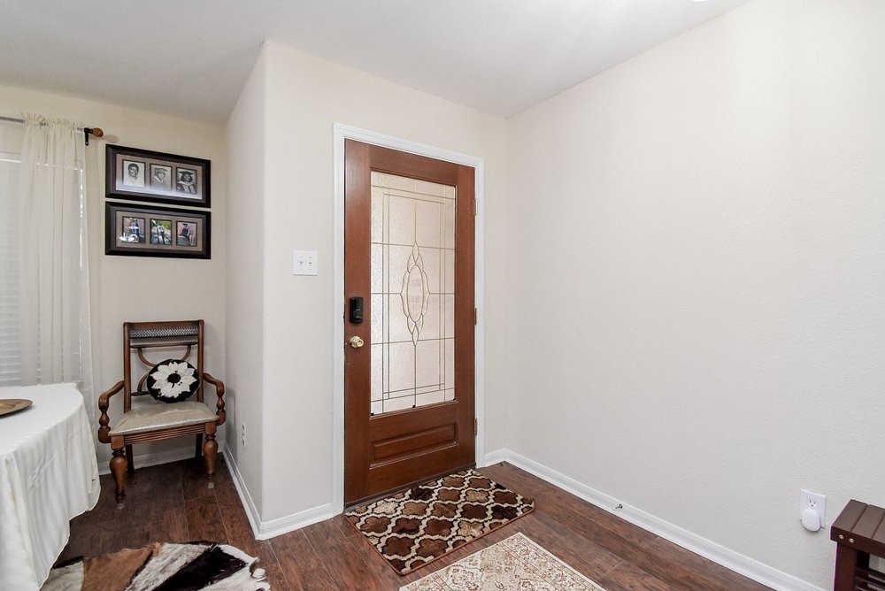 17302 Pecan Acres Drive Property Photo 10