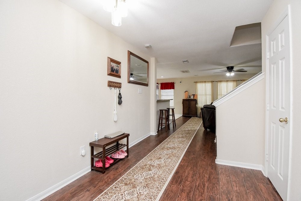 17302 Pecan Acres Drive Property Photo 15