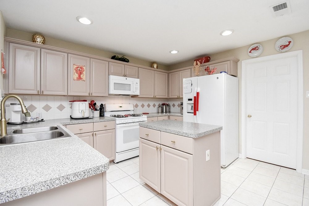 17302 Pecan Acres Drive Property Photo 27