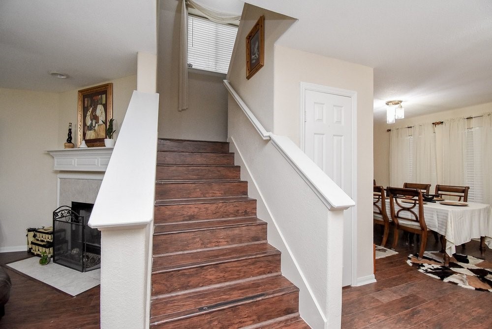 17302 Pecan Acres Drive Property Photo 30