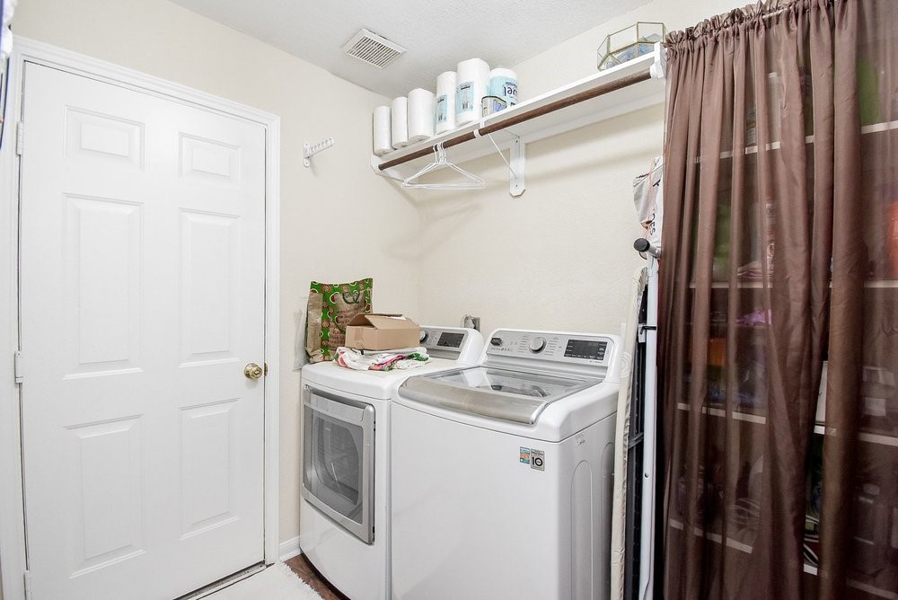 17302 Pecan Acres Drive Property Photo 43