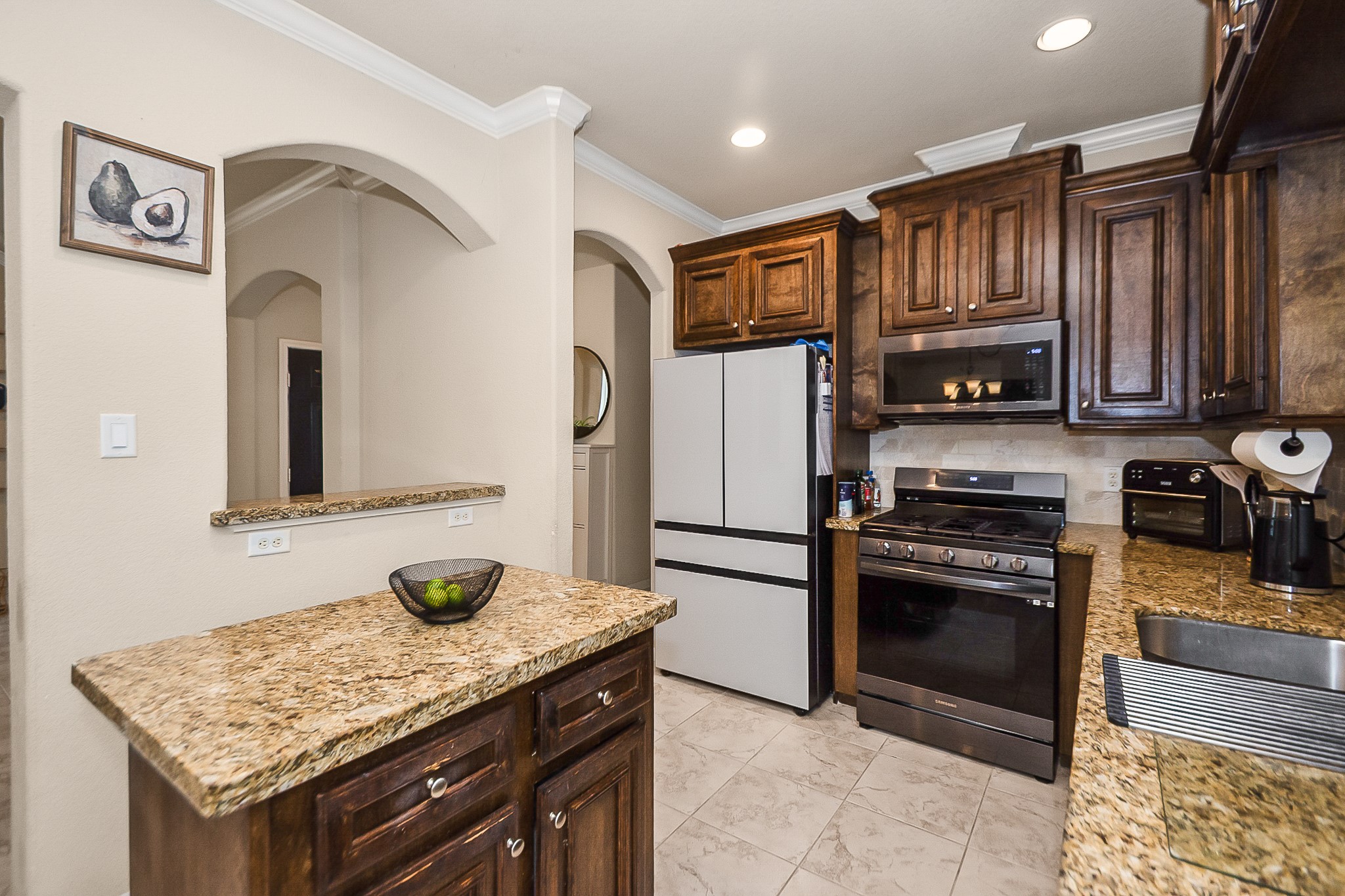 1524 Longley Street Property Photo 7