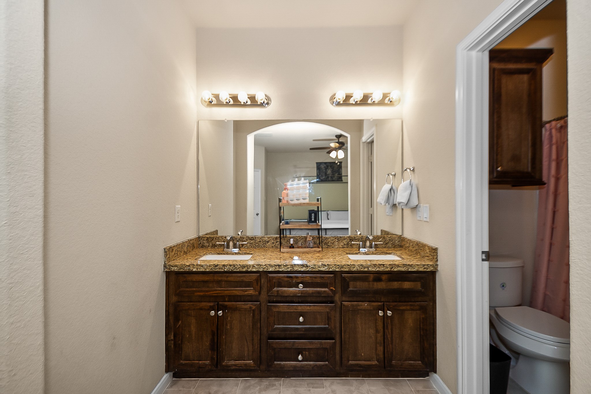 1524 Longley Street Property Photo 25
