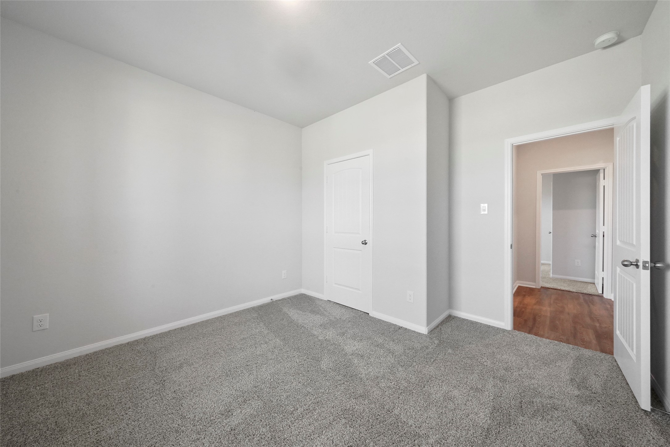 511 Johnson Street Property Photo 18
